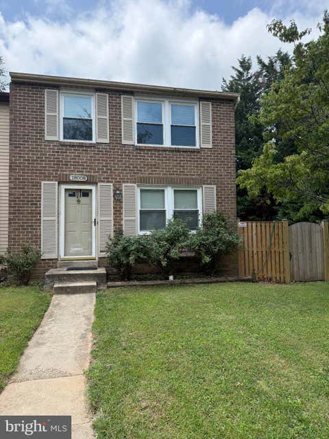 Townhouse For Rent - 18008 Wagonwheel Court<br/> OLNEY, MD 20832