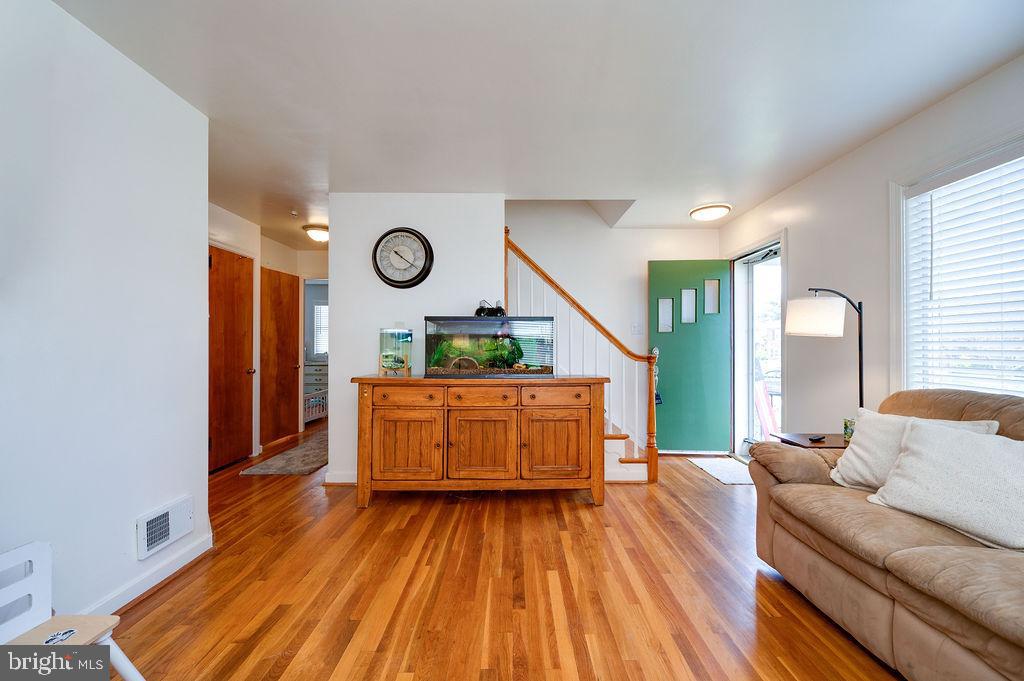 SOUTH TEMPLE HEIGH - Residential