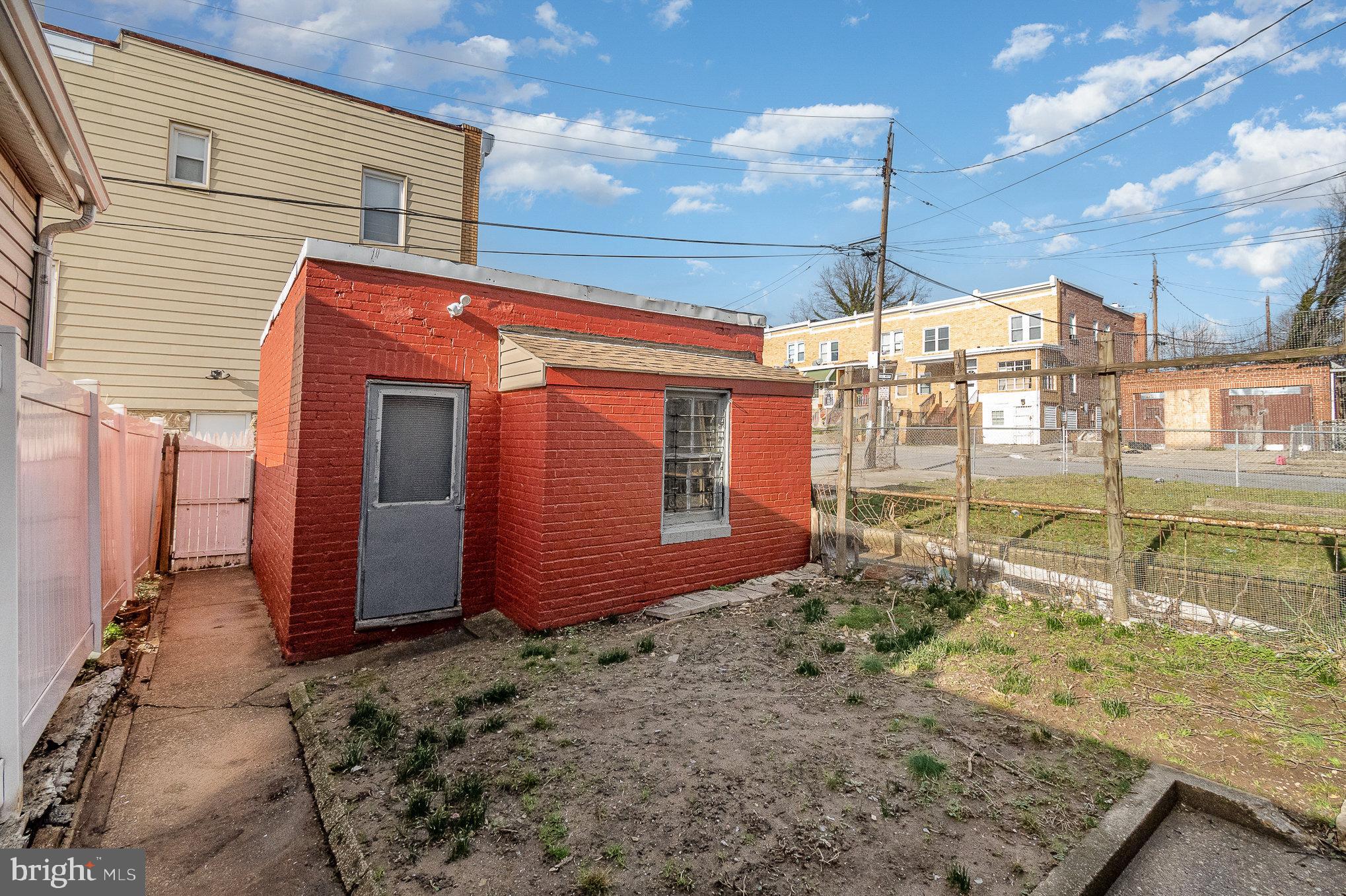 PARKSIDE - Residential