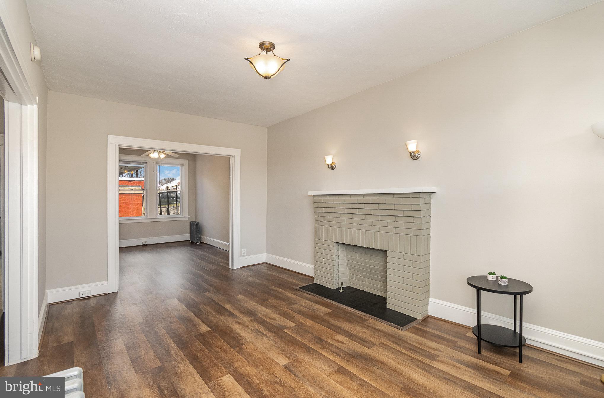 PARKSIDE - Residential