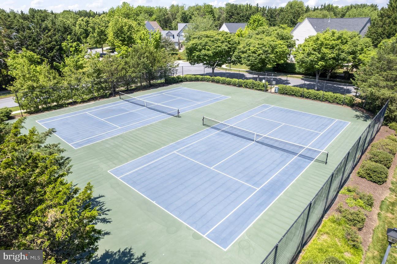 KINGSVIEW VILLAGE - Residential