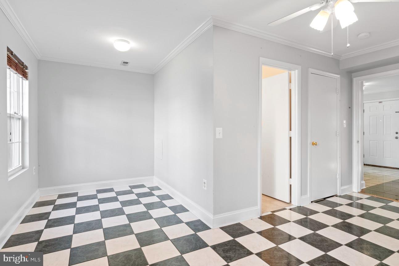 KINGSVIEW VILLAGE - Residential