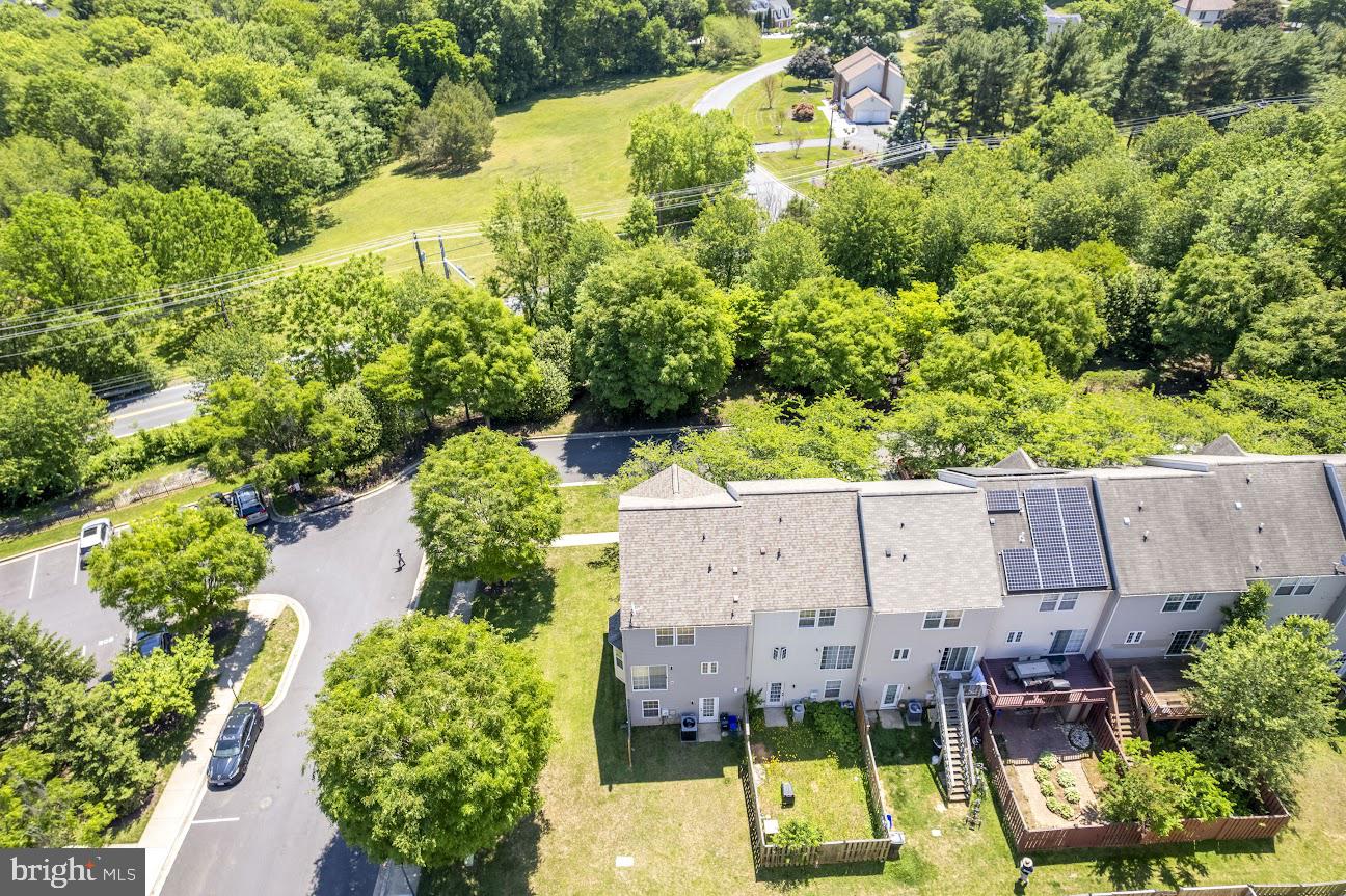 KINGSVIEW VILLAGE - Residential