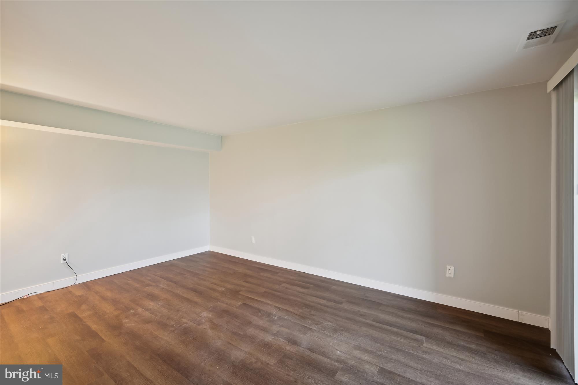 TREOVER - Residential Lease