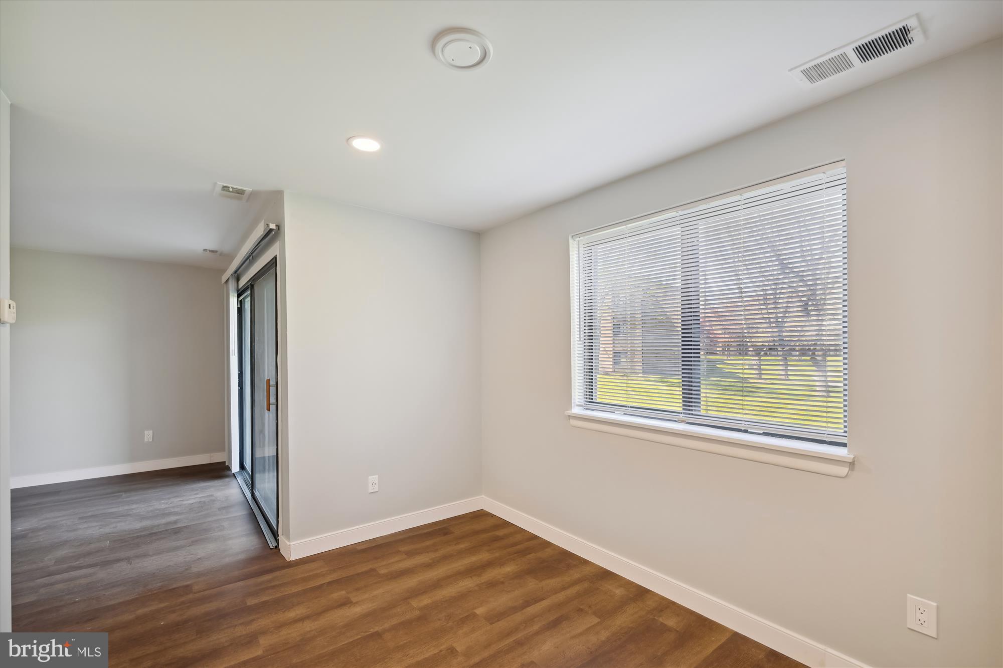 TREOVER - Residential Lease