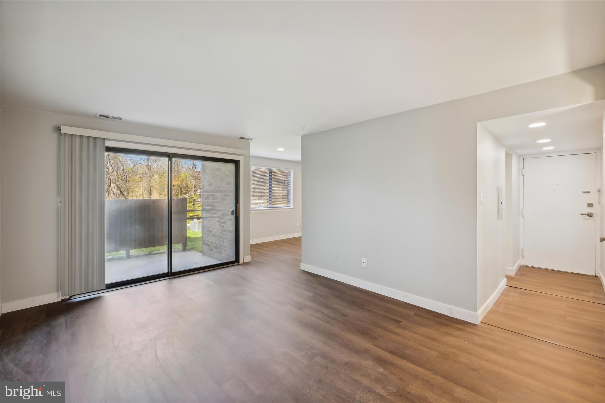 TREOVER - Residential Lease