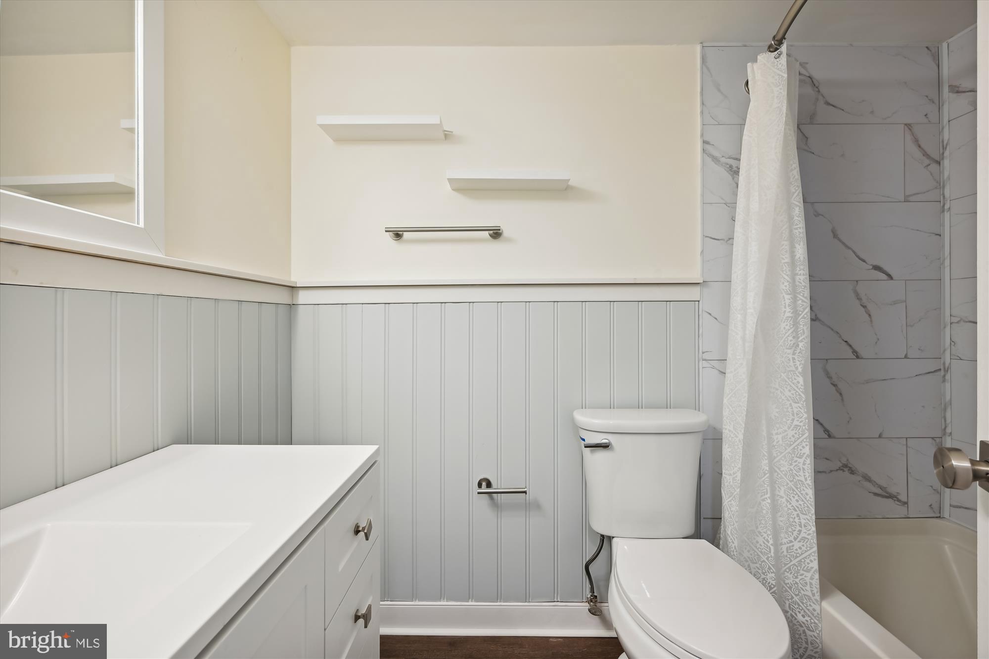 TREOVER - Residential Lease