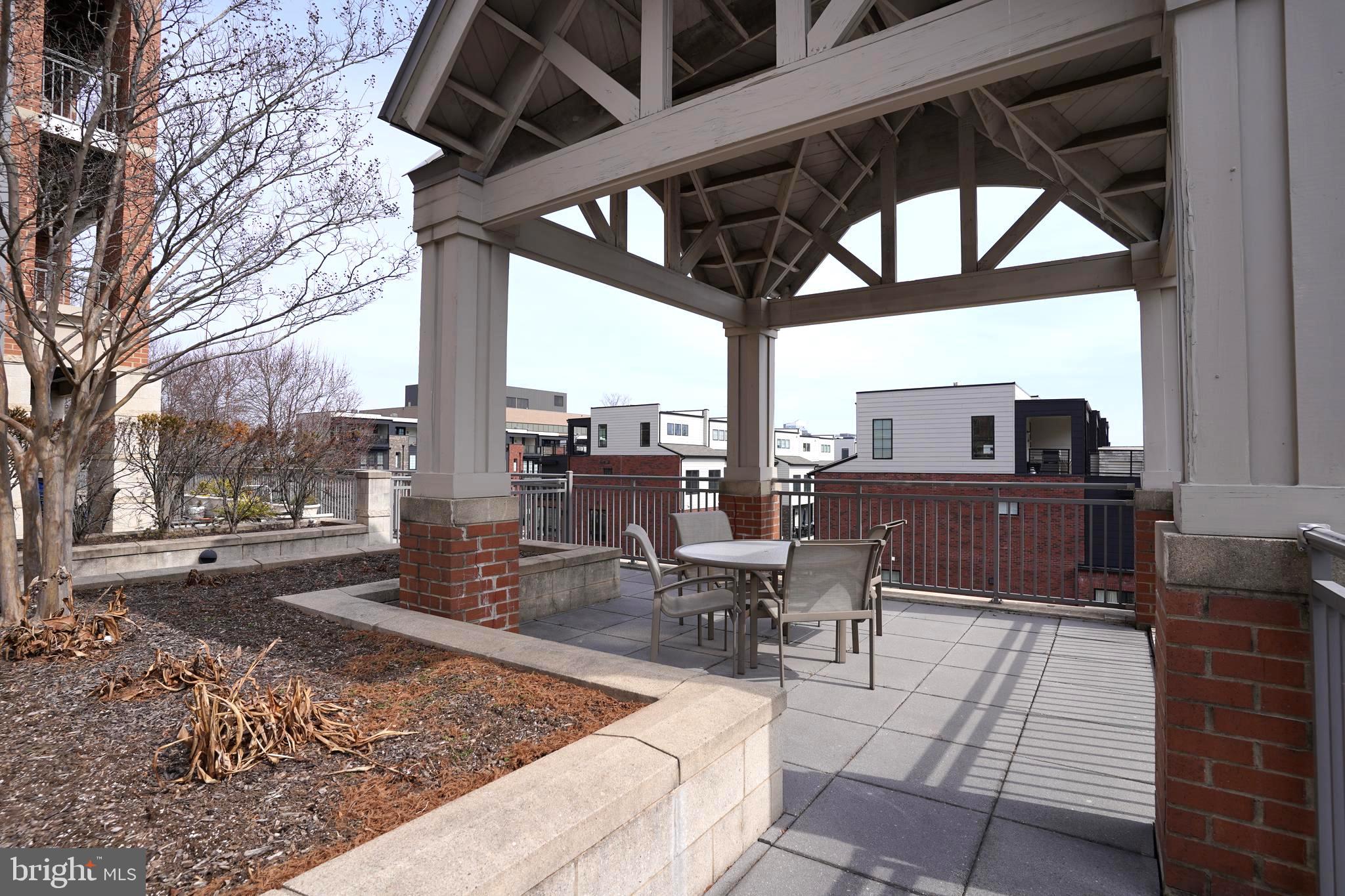 MERCER - Residential