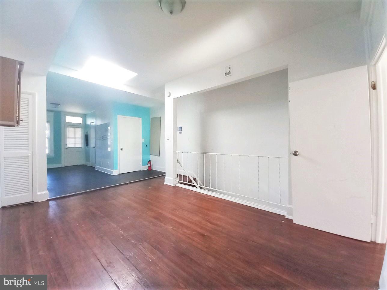 BELAIR-EDISON - Commercial Lease