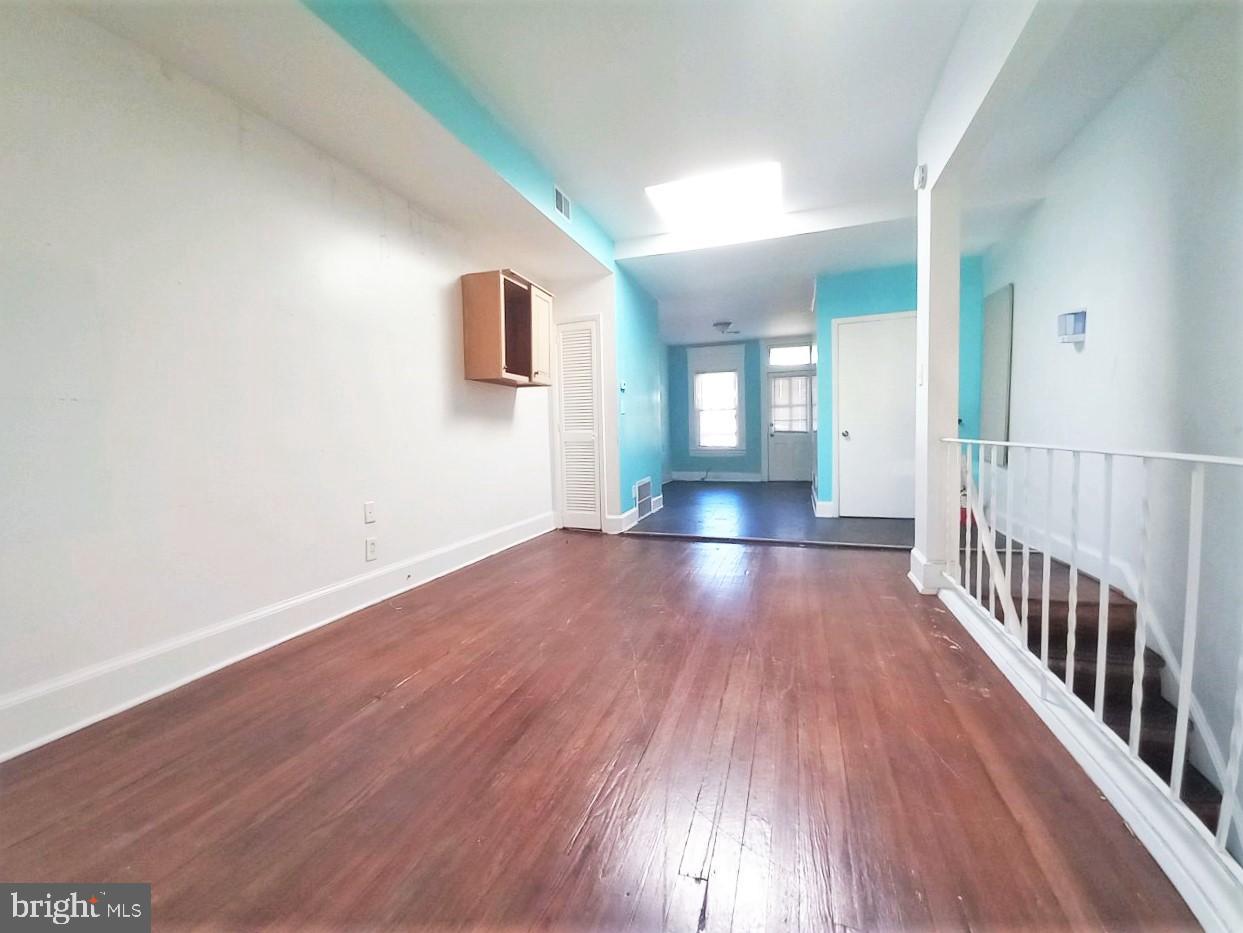 BELAIR-EDISON - Commercial Lease