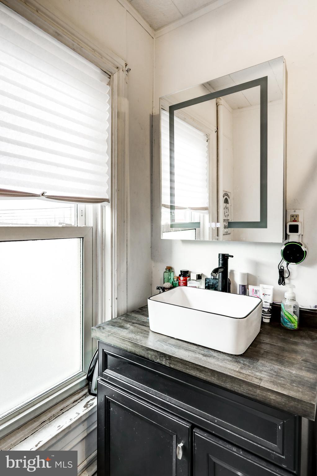 COLUMBIA - Residential