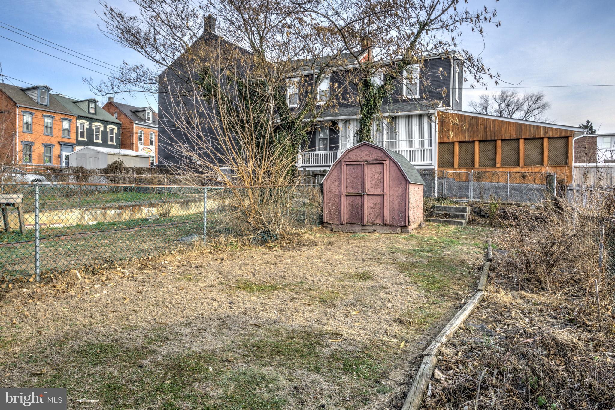 COLUMBIA - Residential