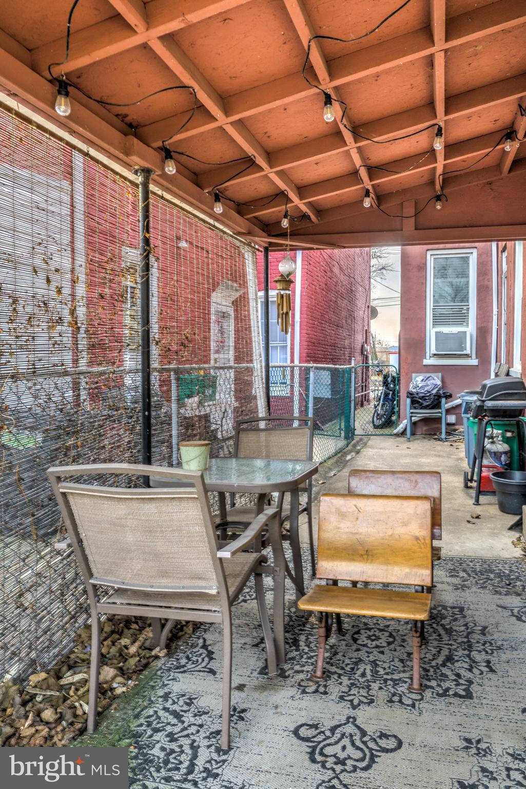 COLUMBIA - Residential