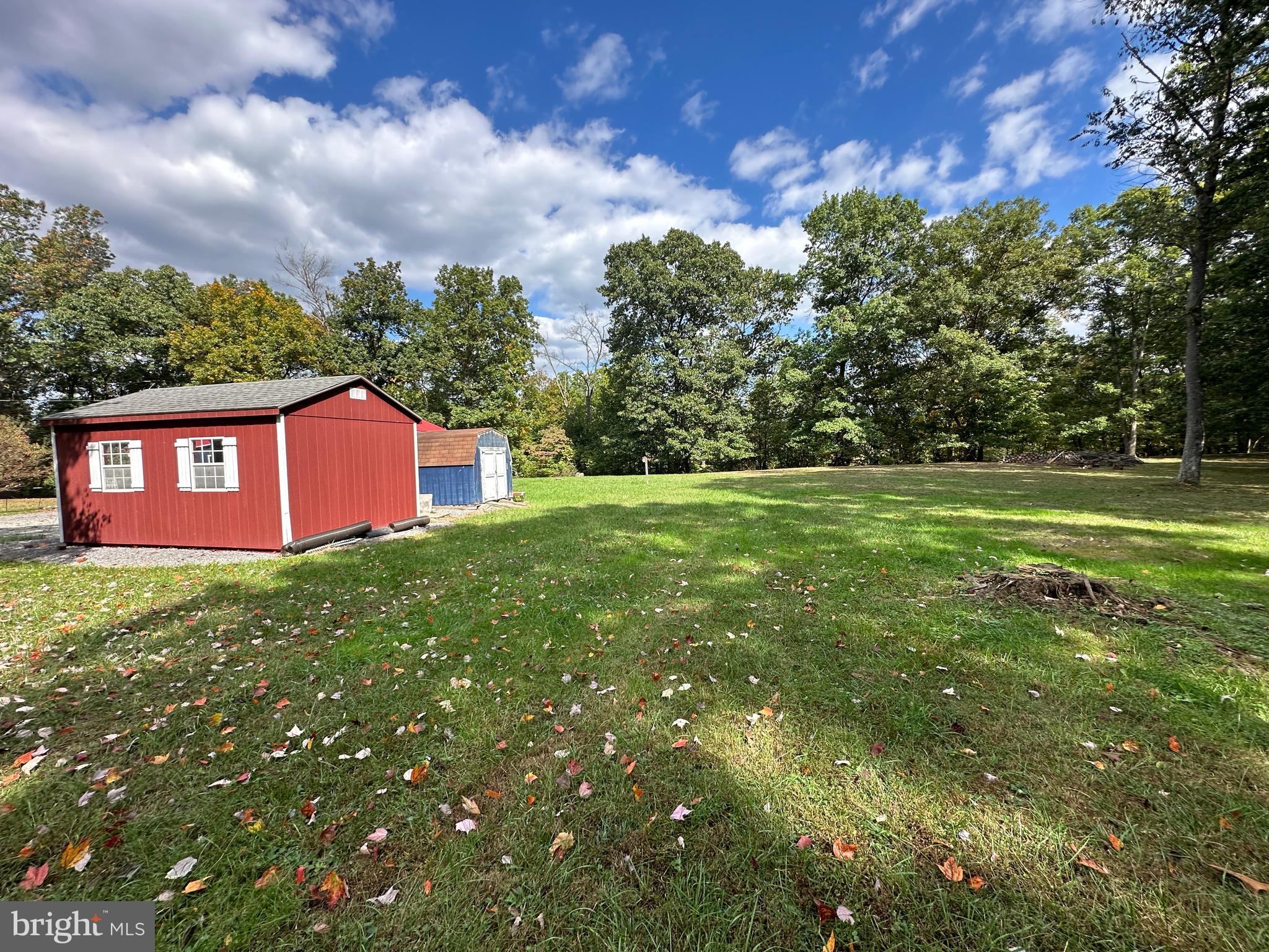 LONG ACRE ESTATES - Residential