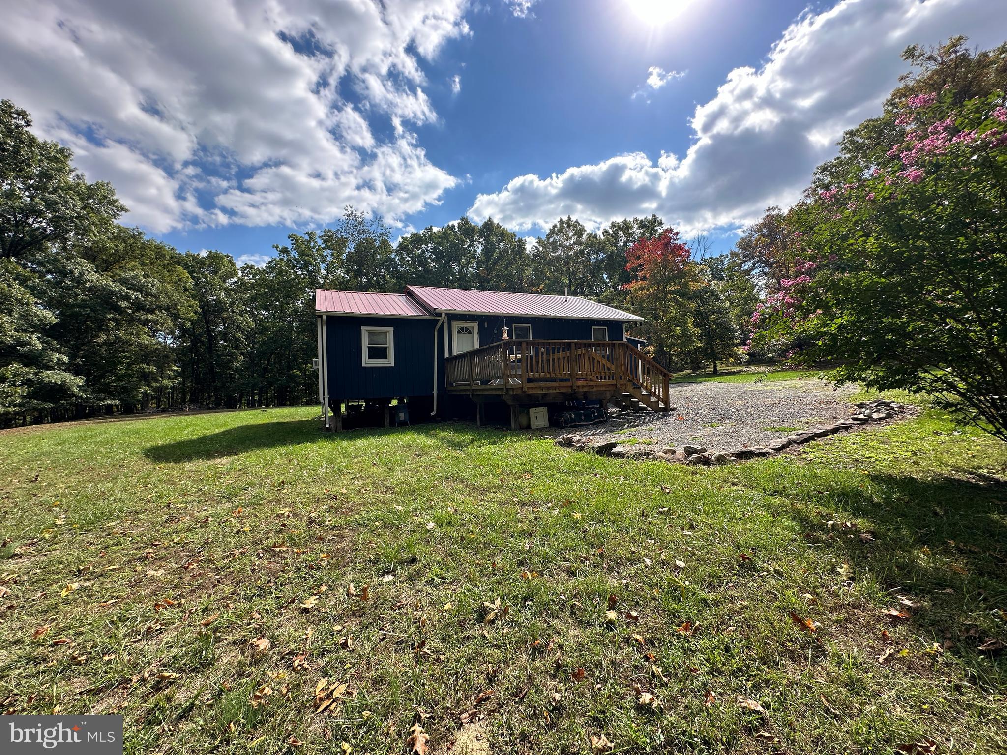 LONG ACRE ESTATES - Residential