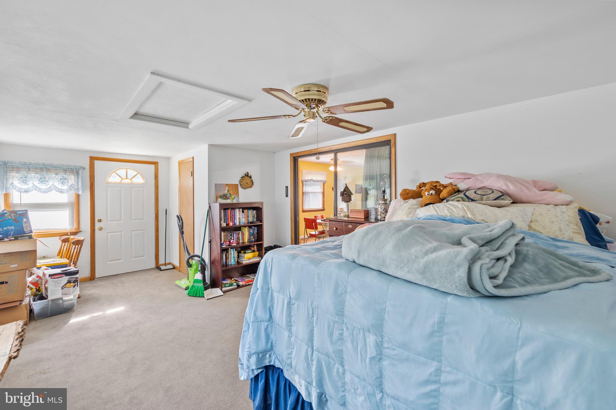 LONG ACRE ESTATES - Residential