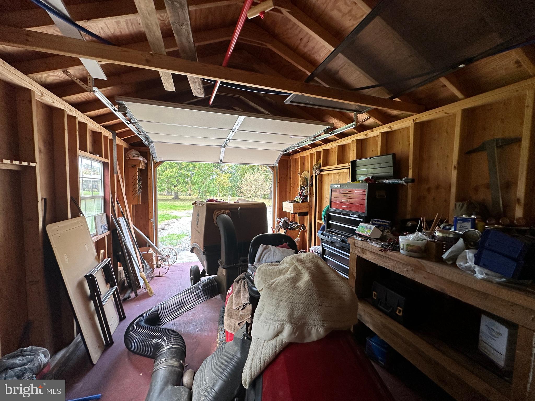 LONG ACRE ESTATES - Residential