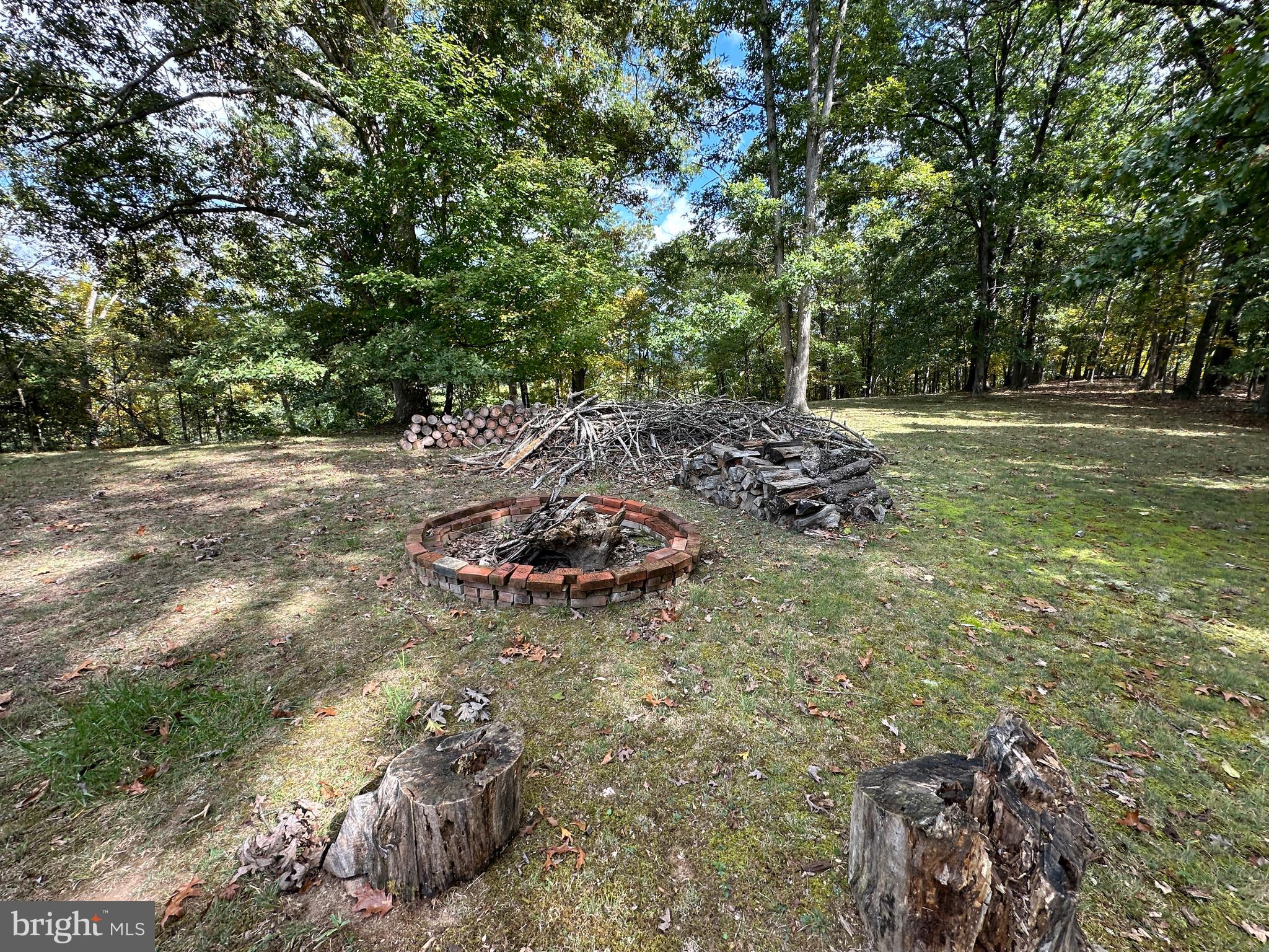 LONG ACRE ESTATES - Residential