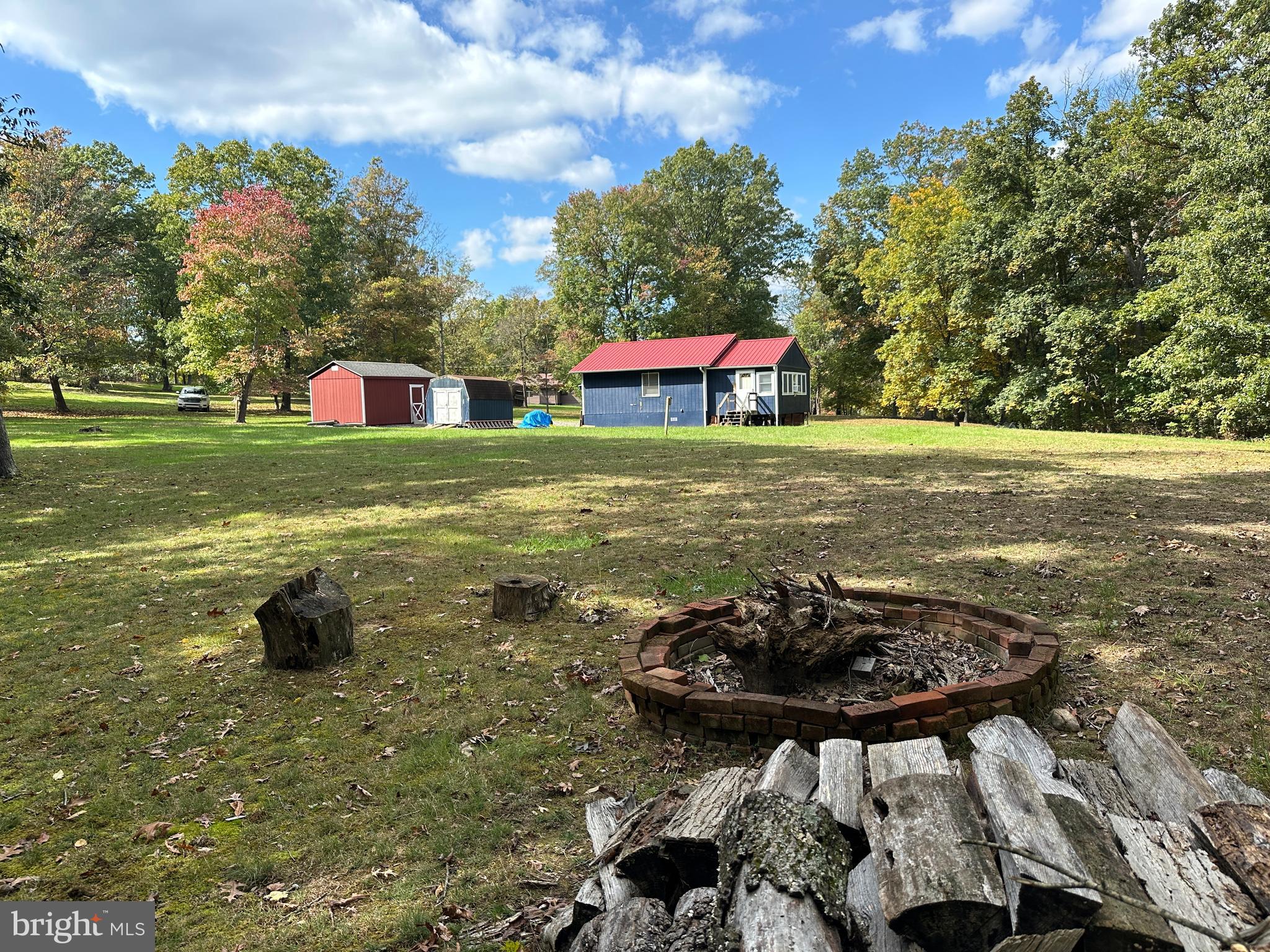 LONG ACRE ESTATES - Residential