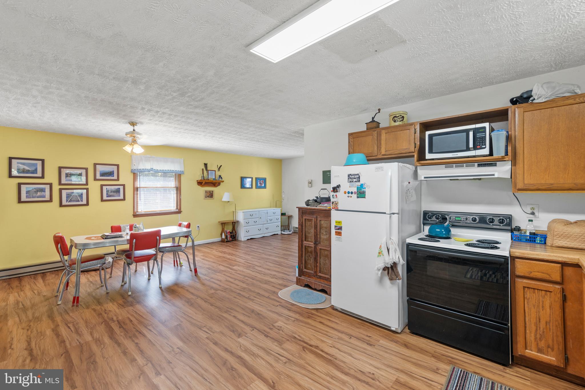 LONG ACRE ESTATES - Residential