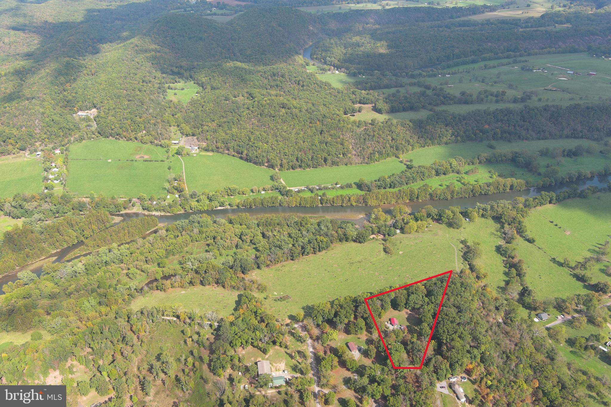 LONG ACRE ESTATES - Residential