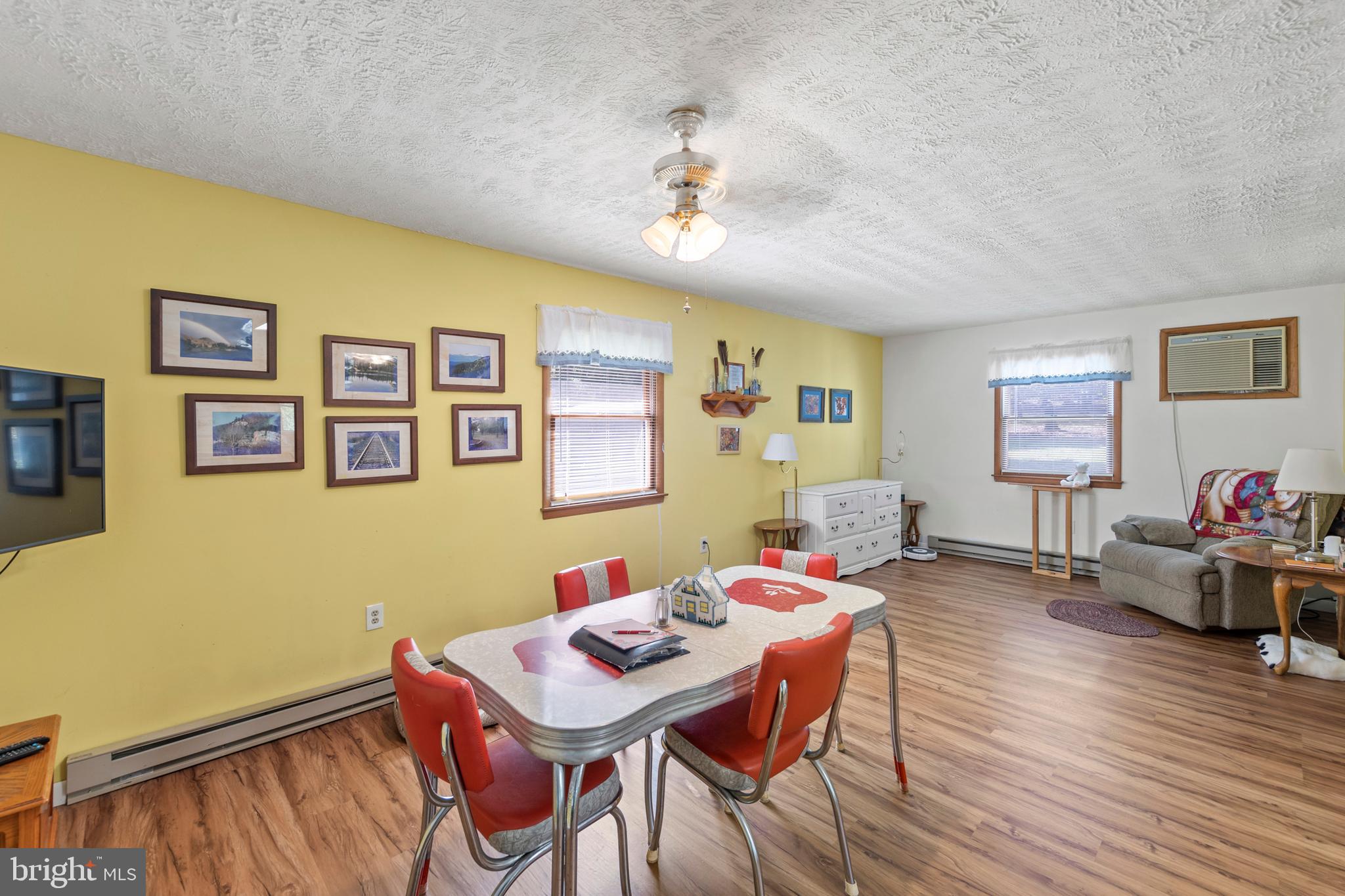 LONG ACRE ESTATES - Residential