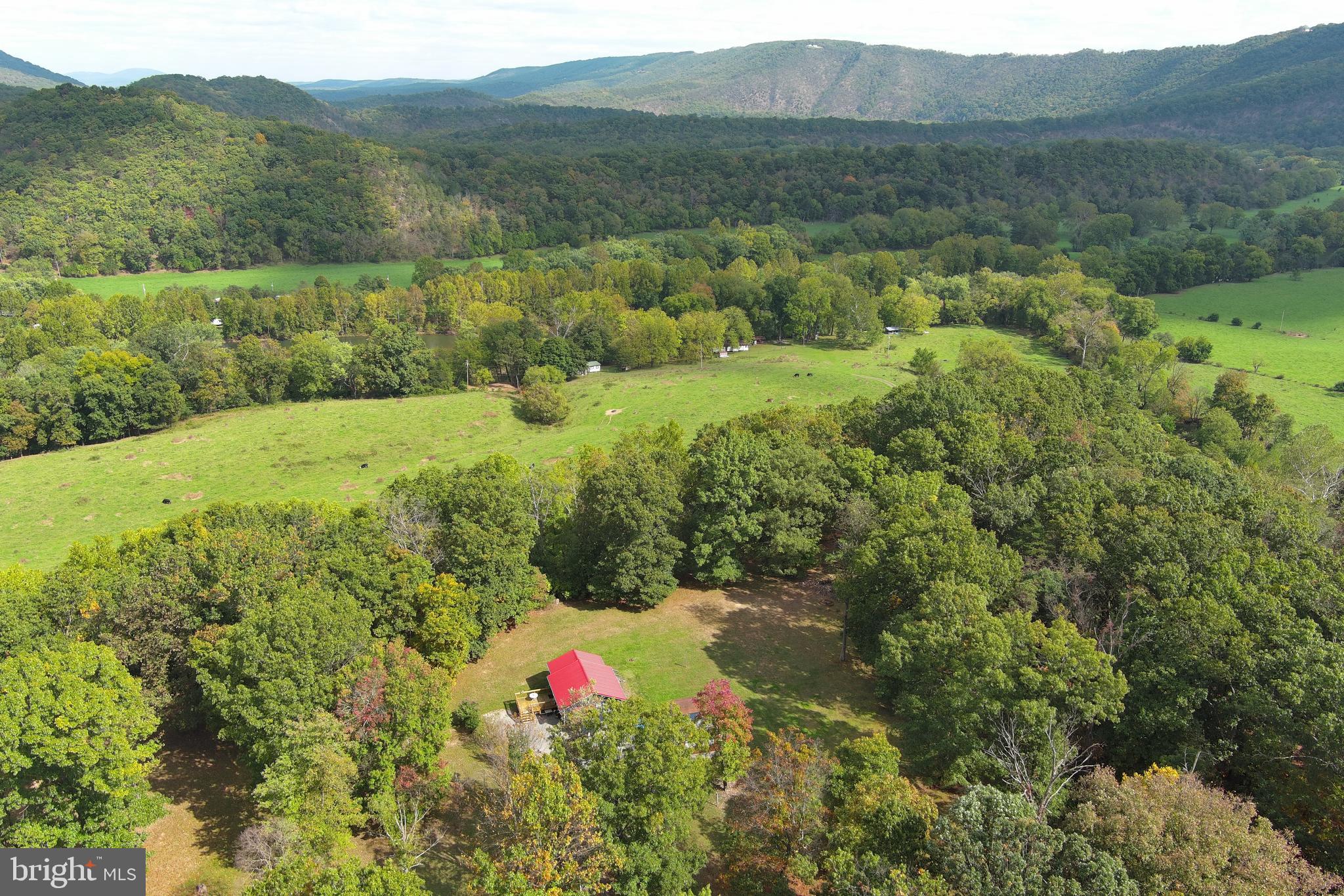 LONG ACRE ESTATES - Residential