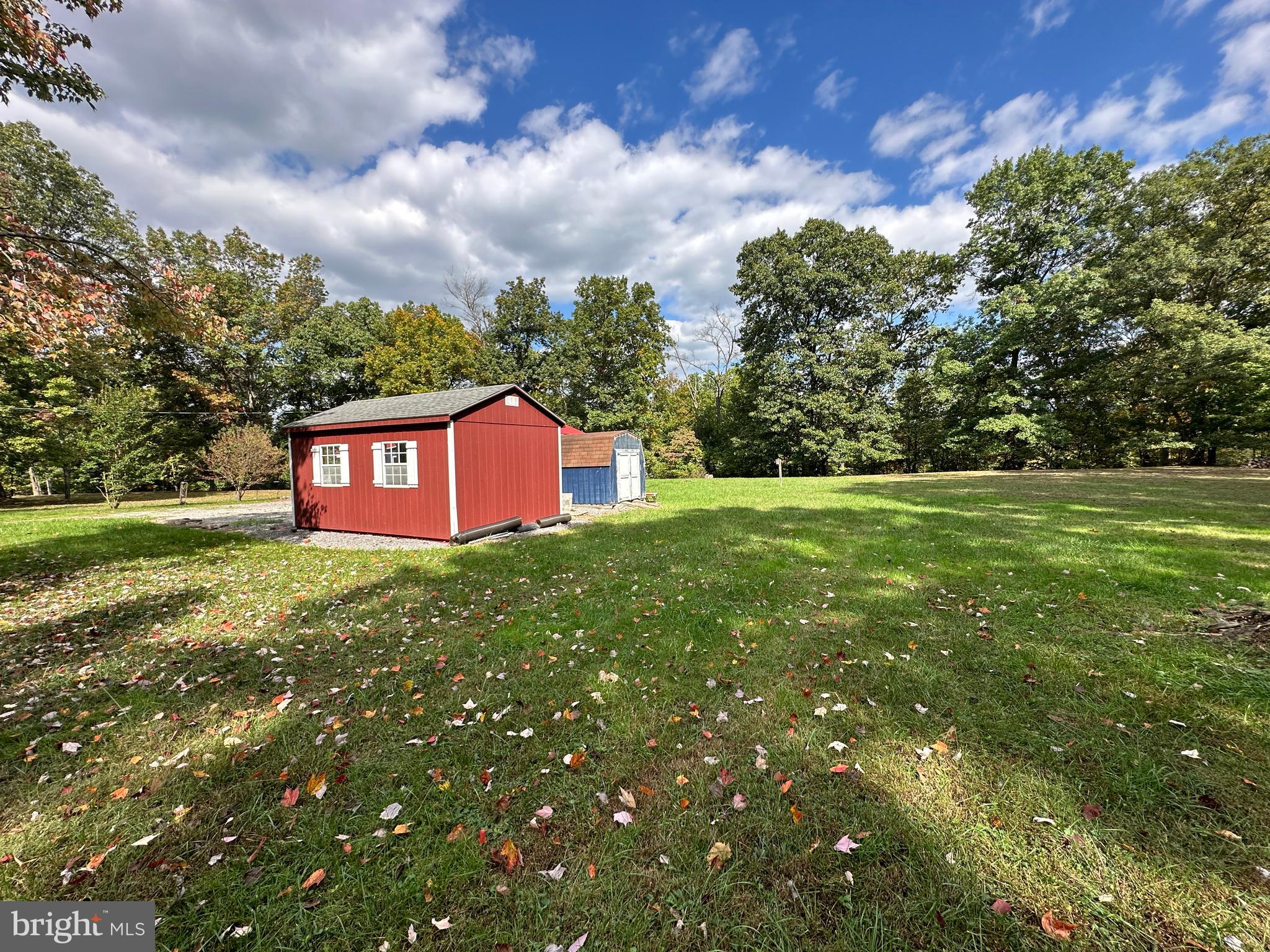 LONG ACRE ESTATES - Residential