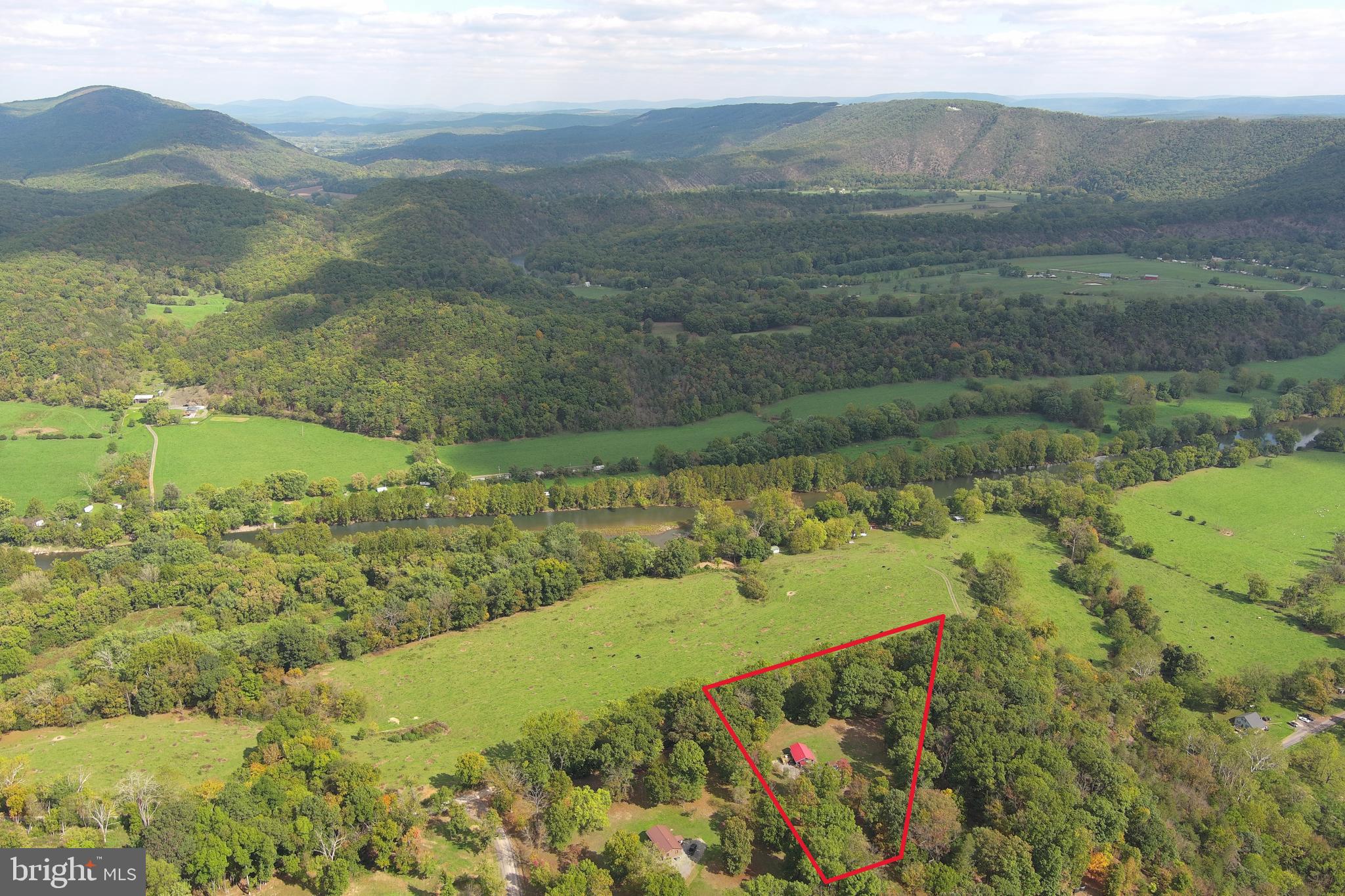 LONG ACRE ESTATES - Residential