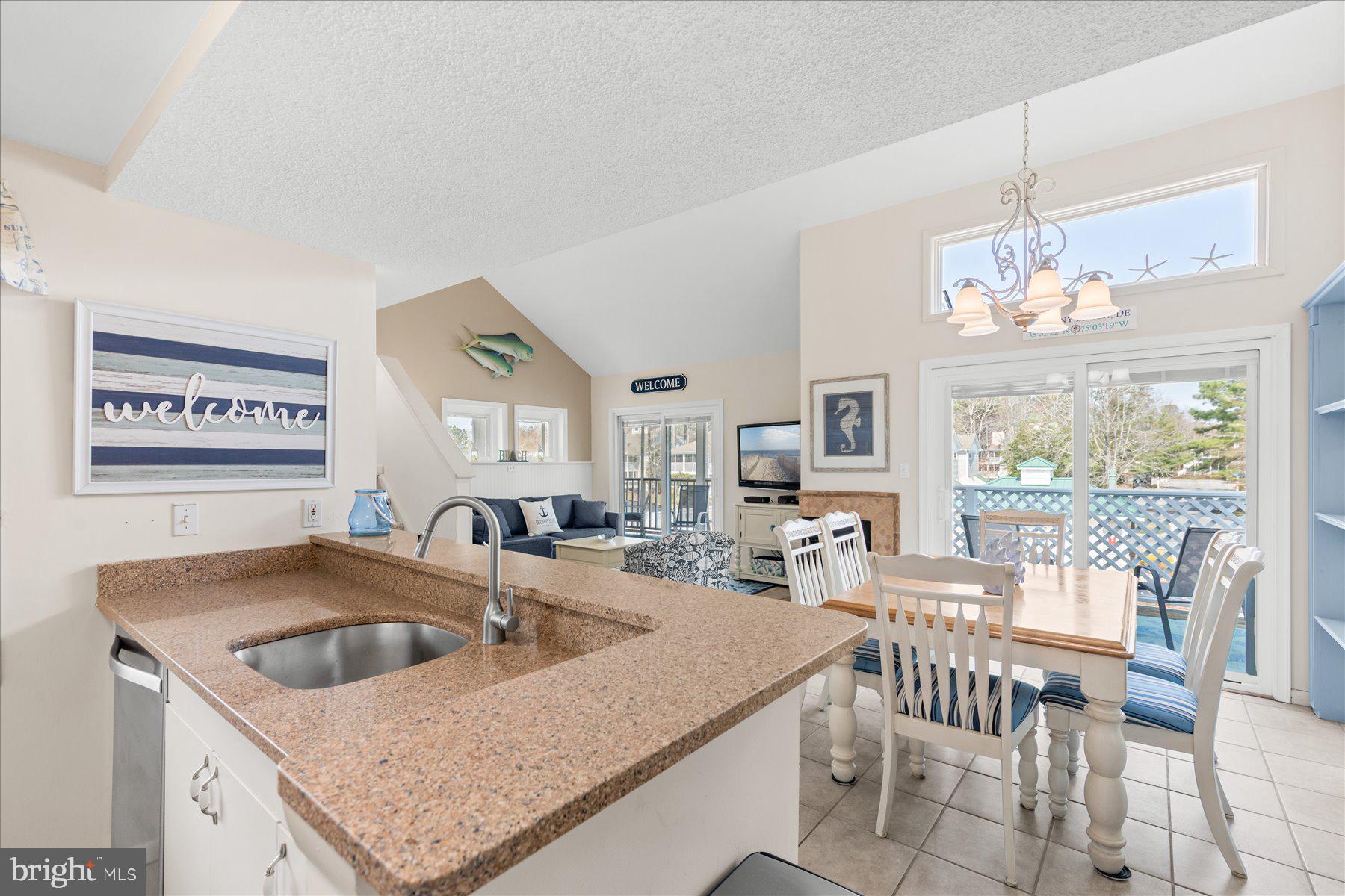 SEA COLONY WEST - Residential