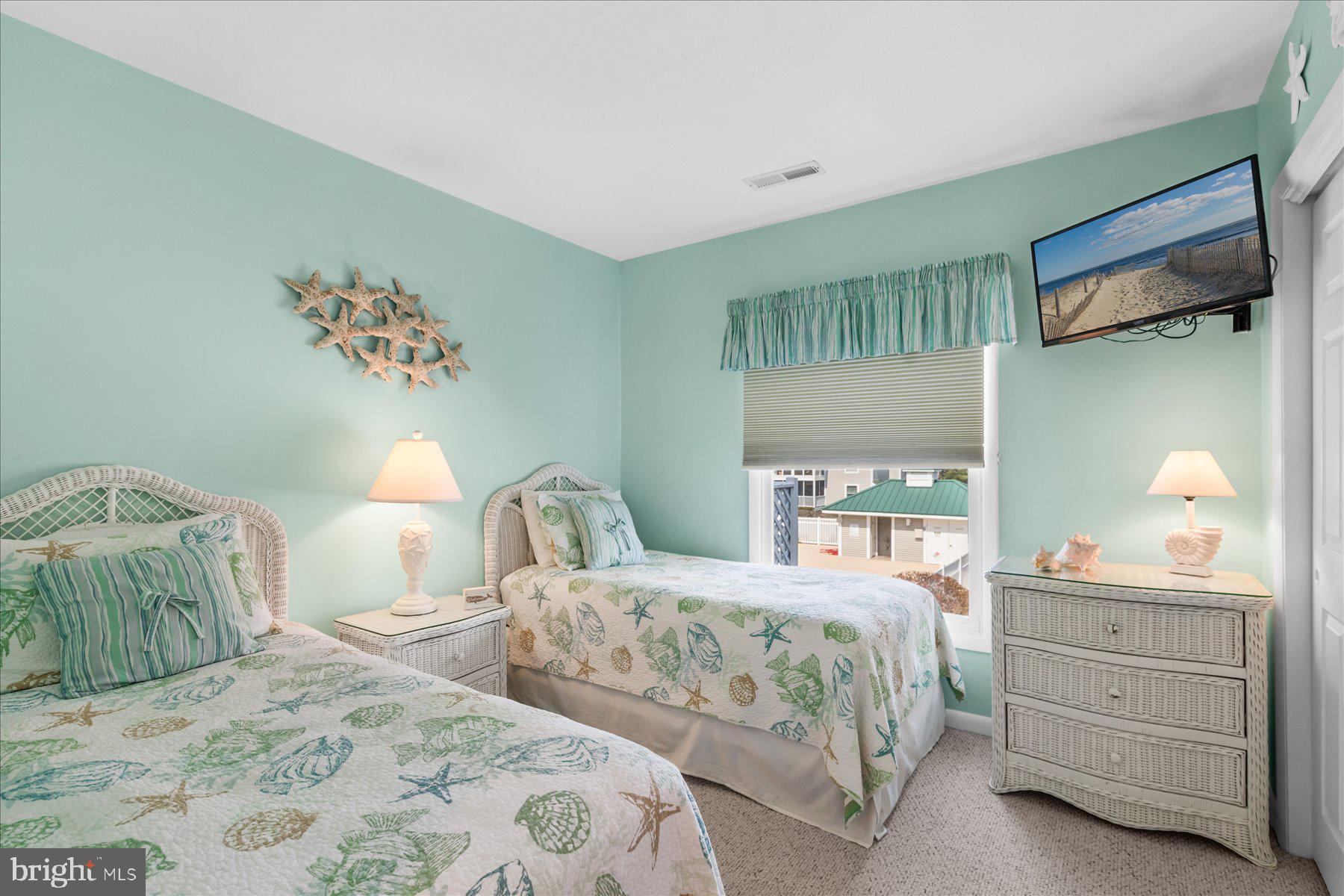 SEA COLONY WEST - Residential