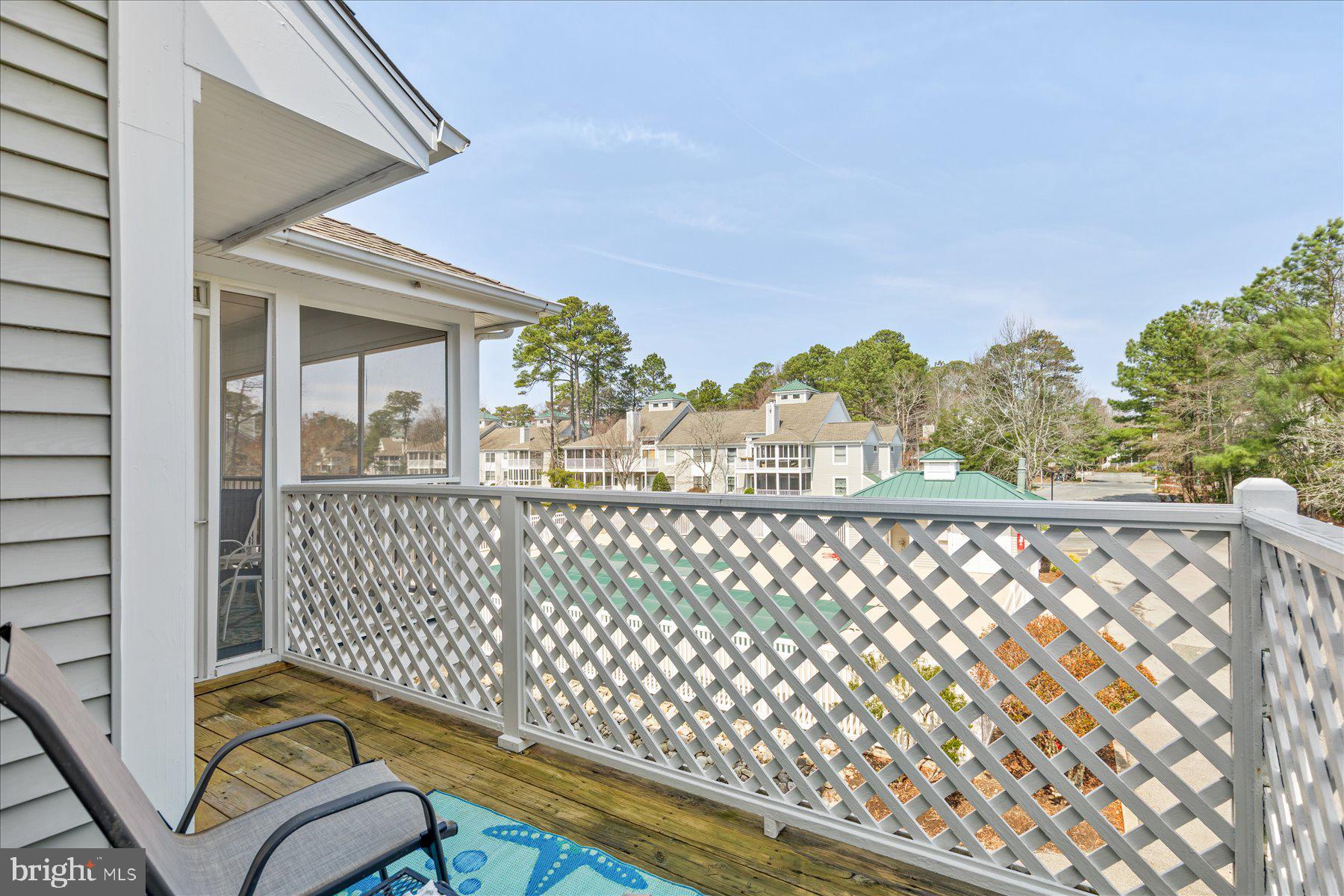 SEA COLONY WEST - Residential