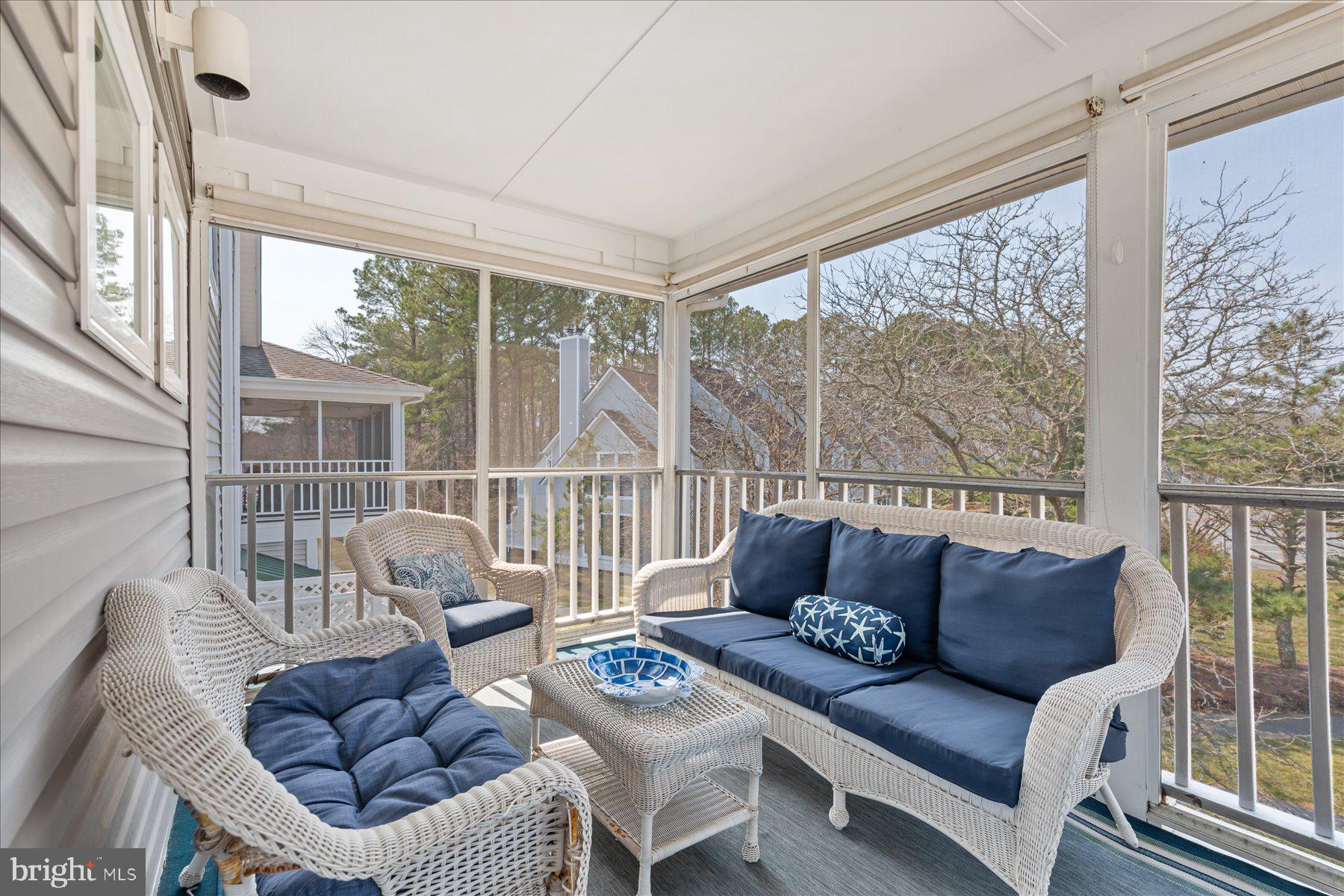 SEA COLONY WEST - Residential