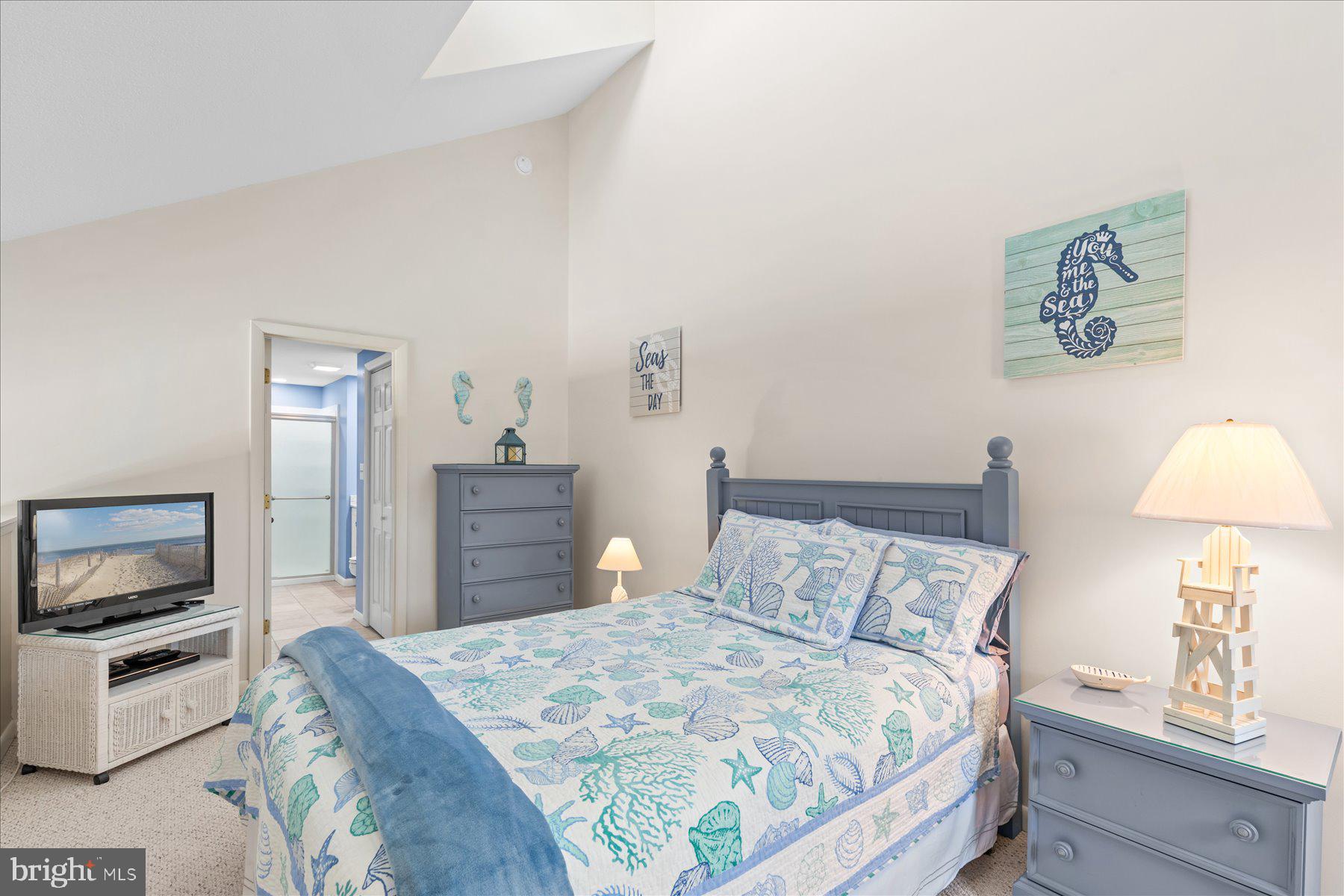 SEA COLONY WEST - Residential