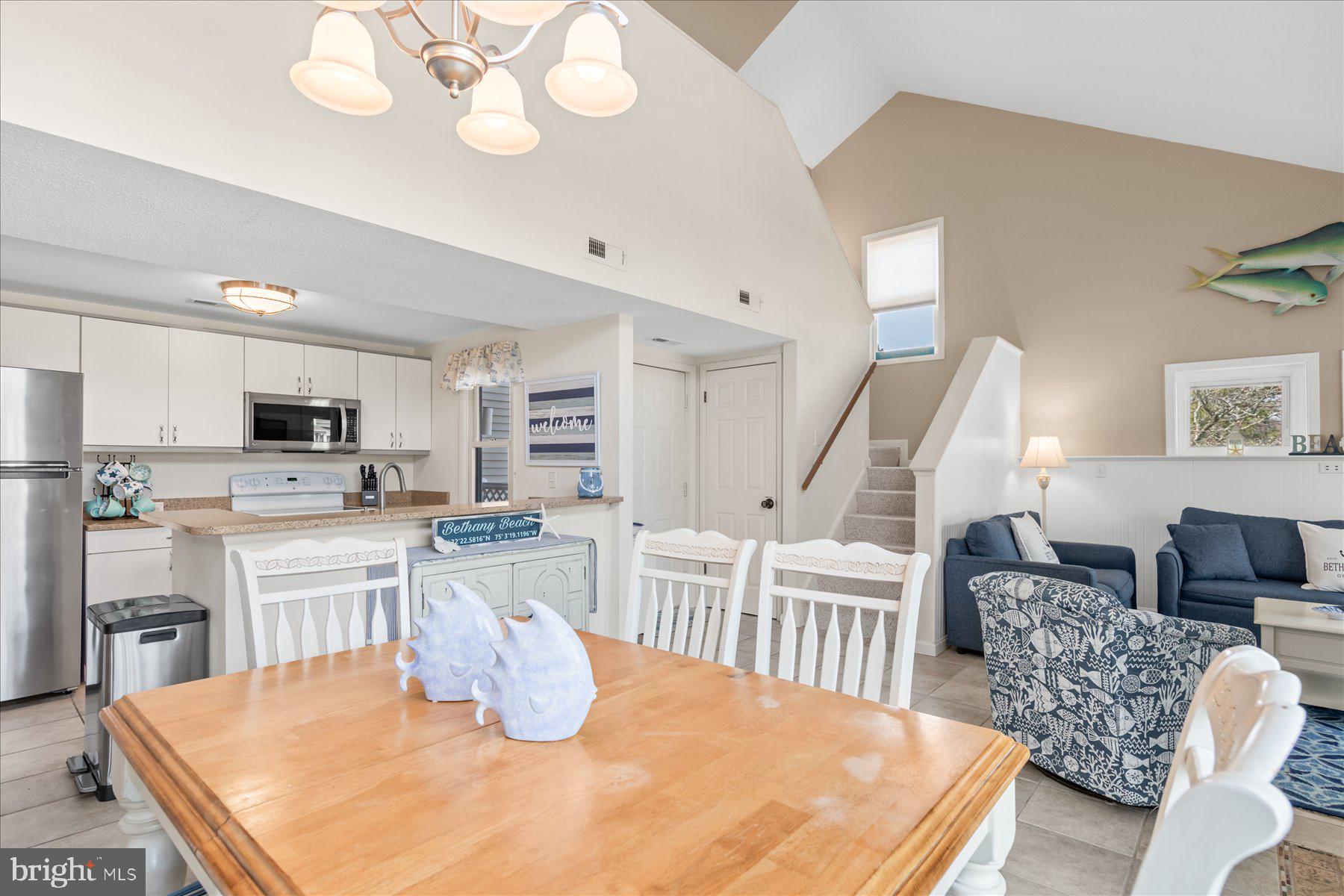 SEA COLONY WEST - Residential