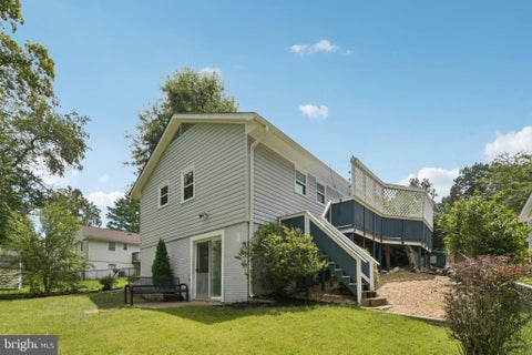 Photo of 3004 Jamestown Court, WOODBRIDGE, VA 22192 (MLS # VAPW2127422)