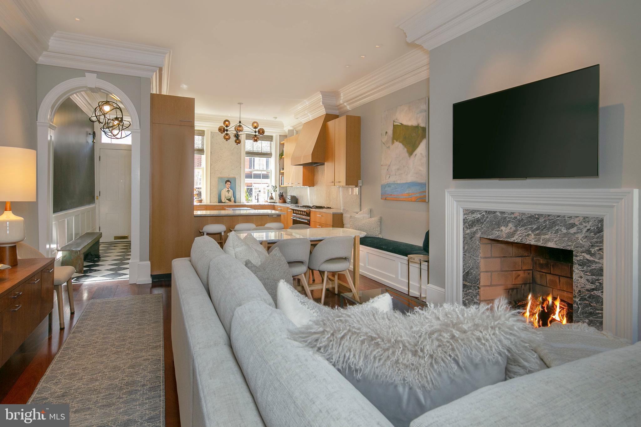 SOCIETY HILL - Residential