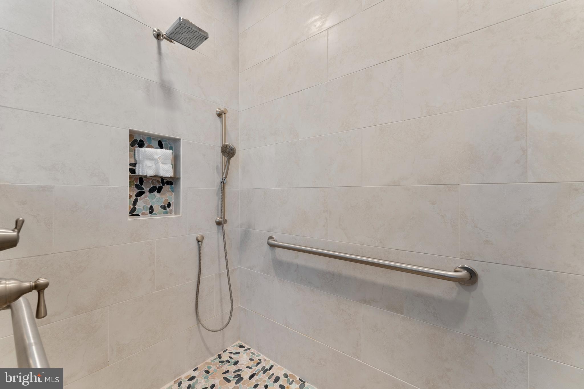 ROTHERWOOD II - Residential