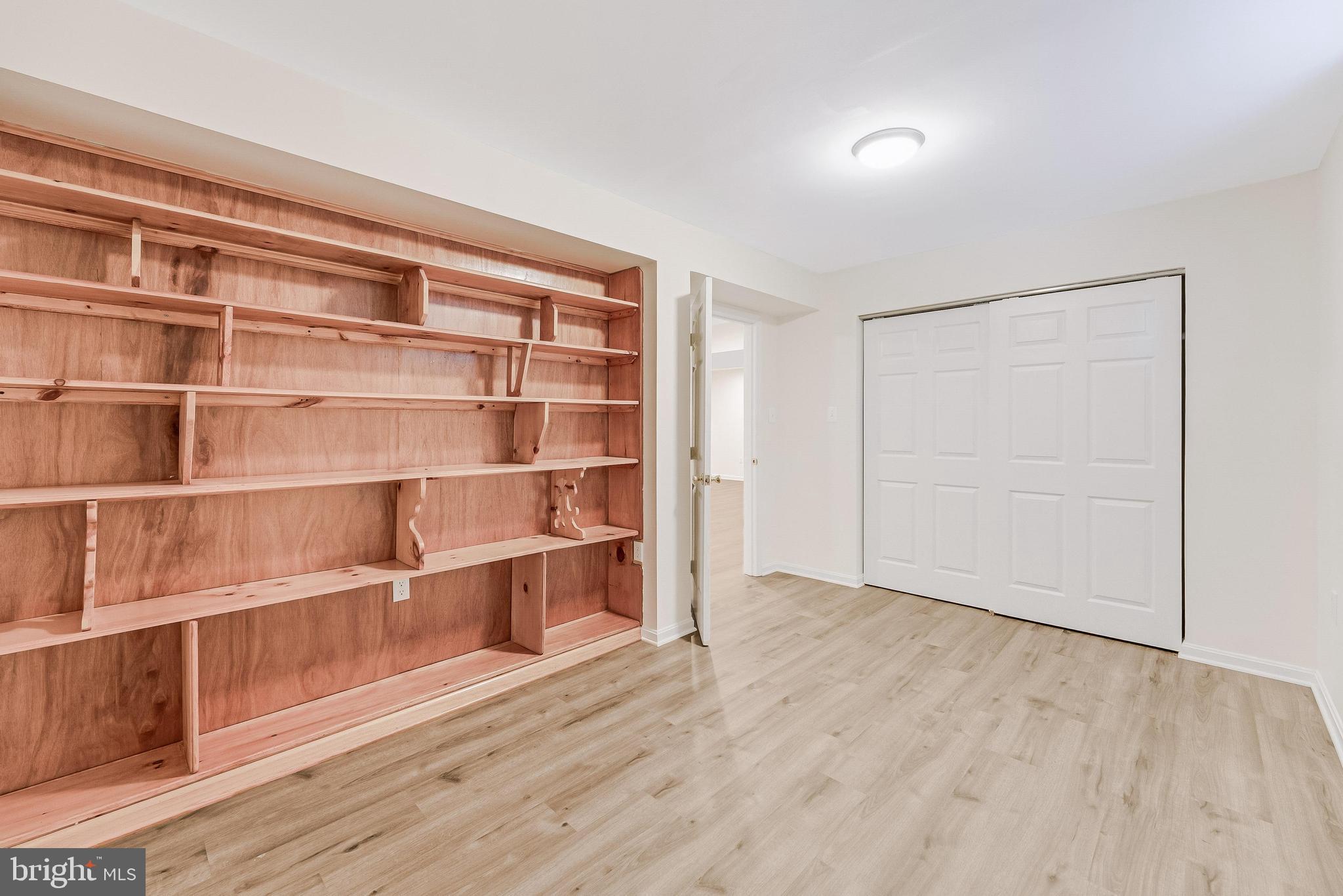 FARMWELL HUNT - Residential