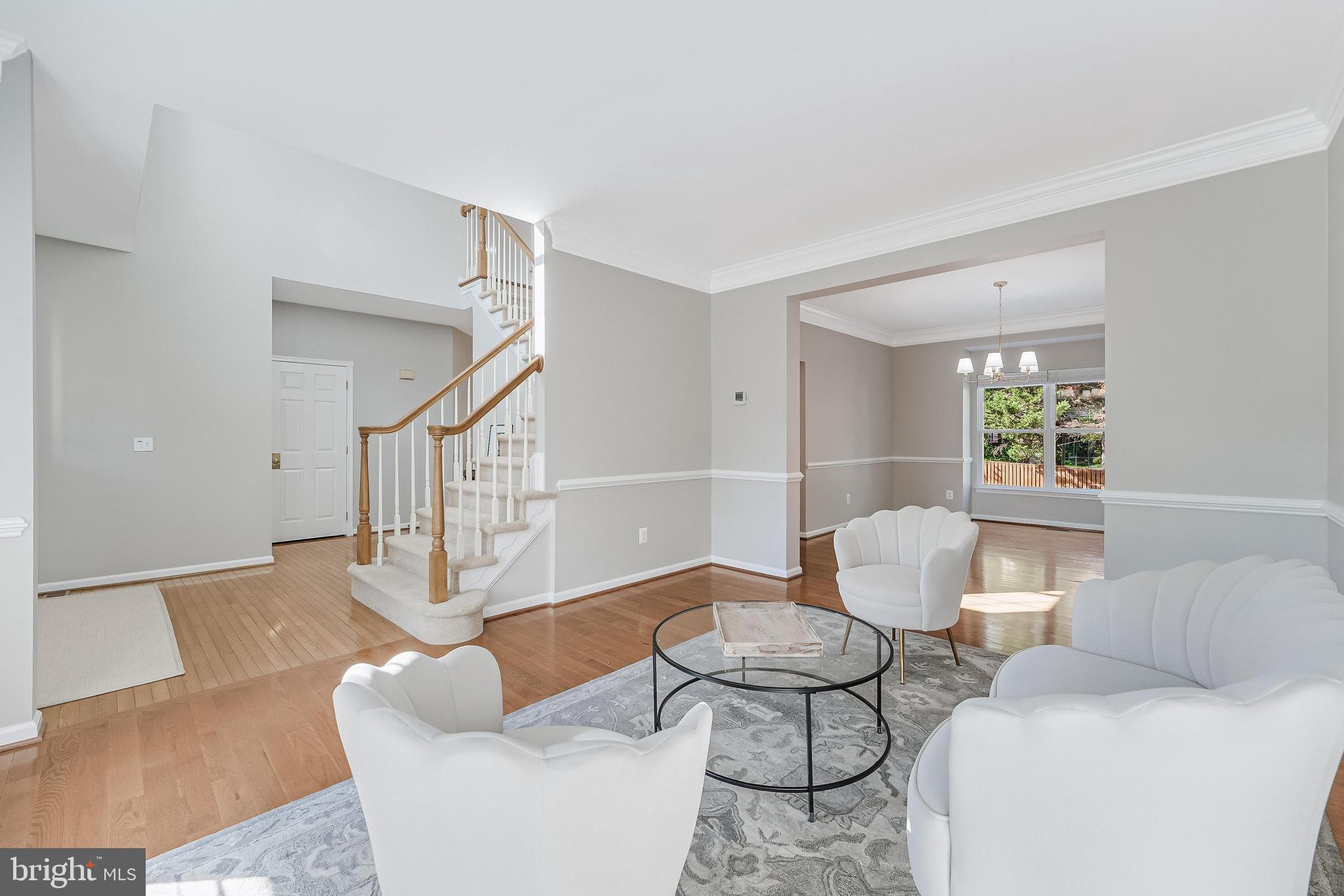 FARMWELL HUNT - Residential