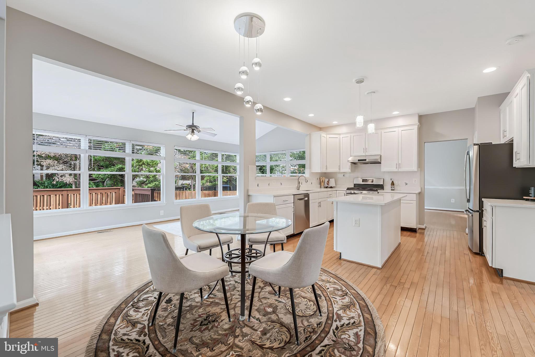 FARMWELL HUNT - Residential