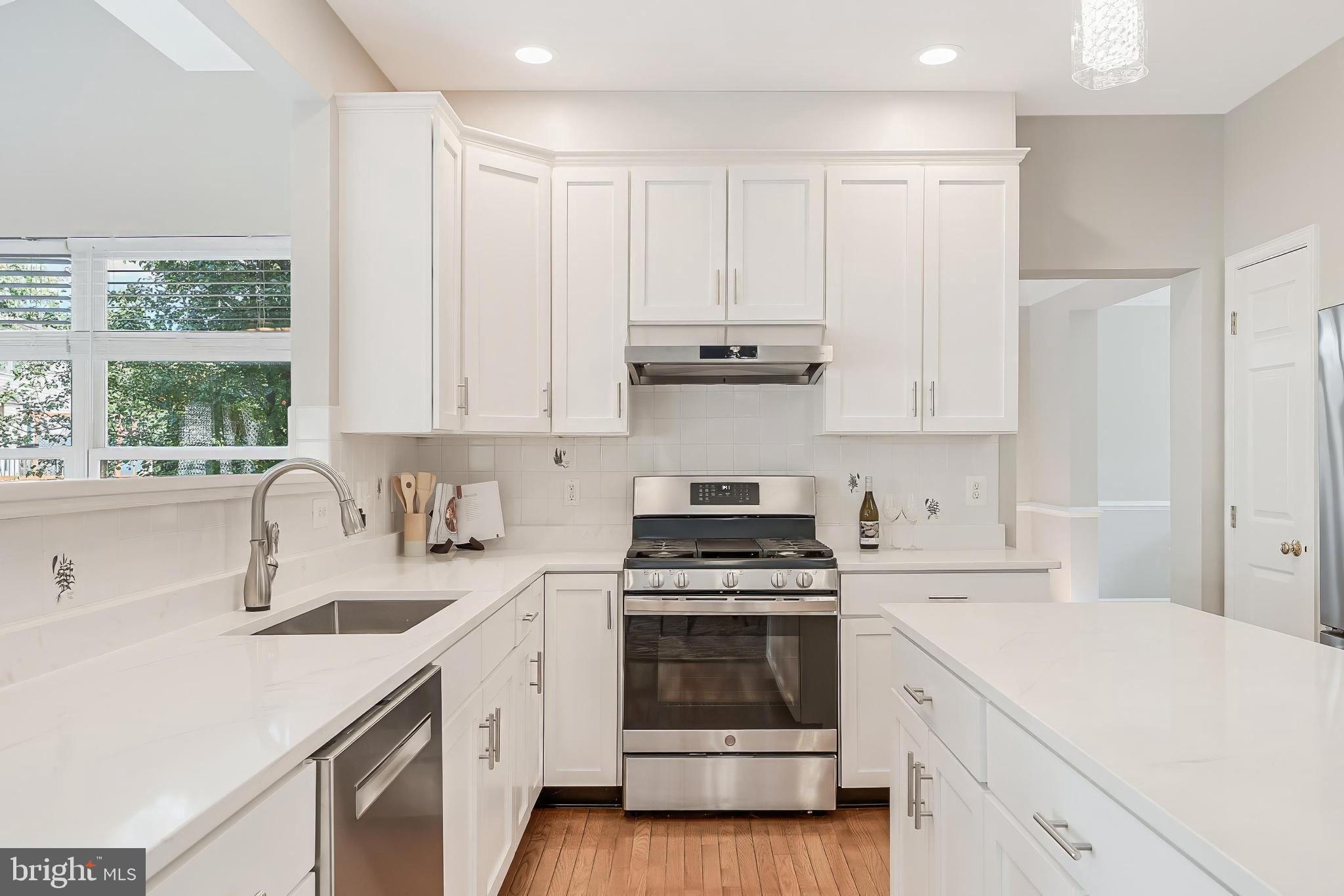 FARMWELL HUNT - Residential