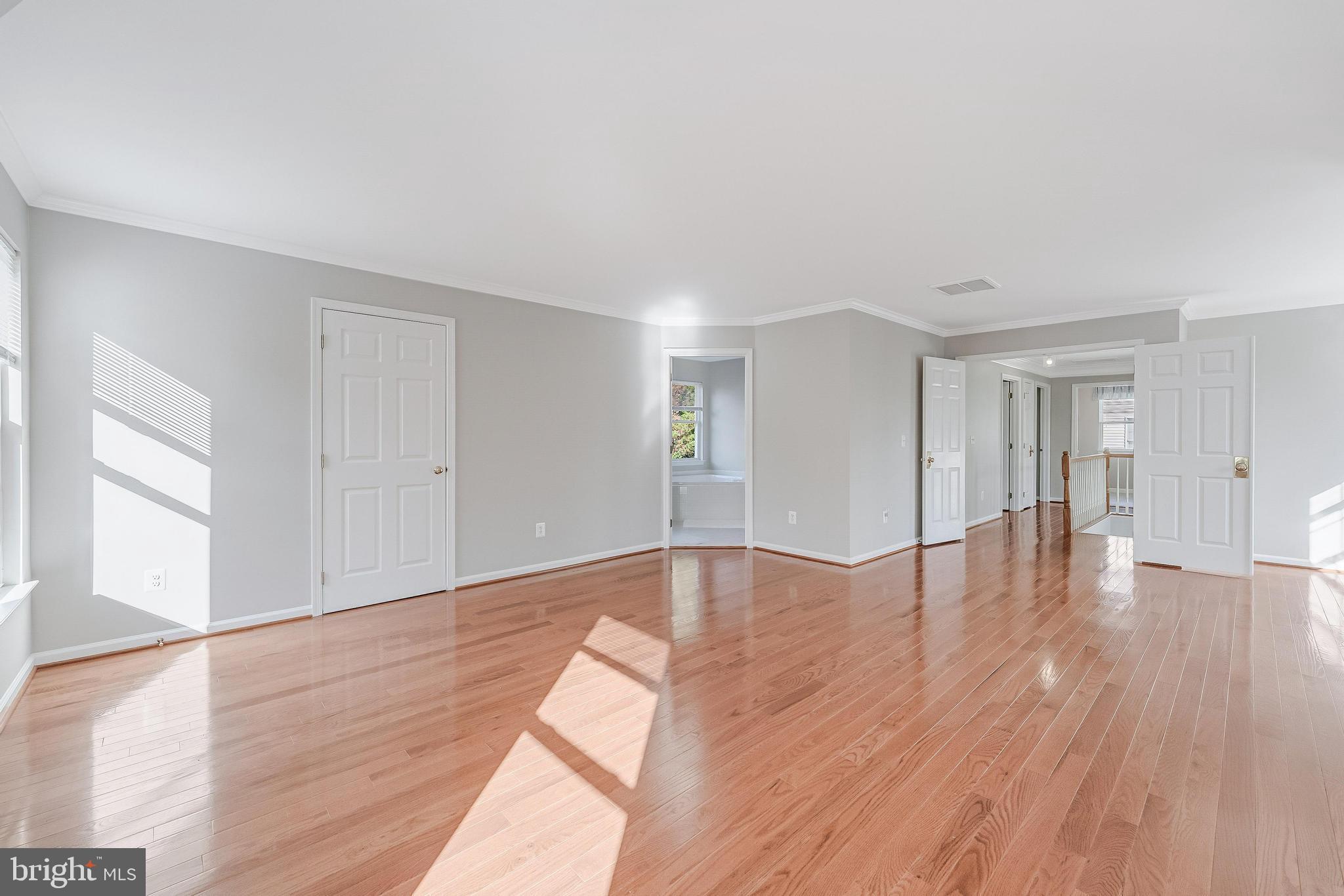 FARMWELL HUNT - Residential