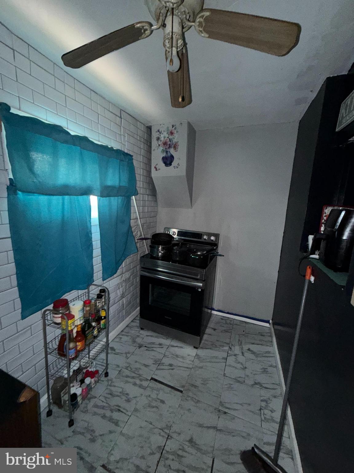 HUNTING PARK - Residential