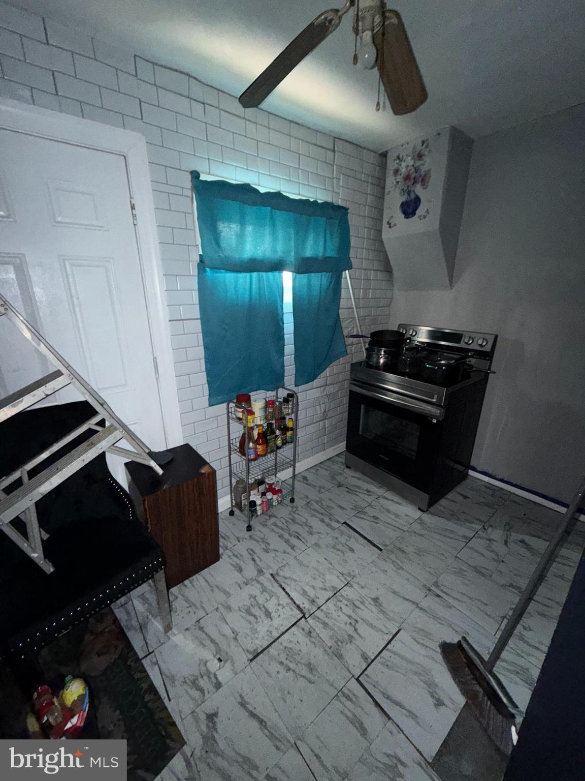 HUNTING PARK - Residential