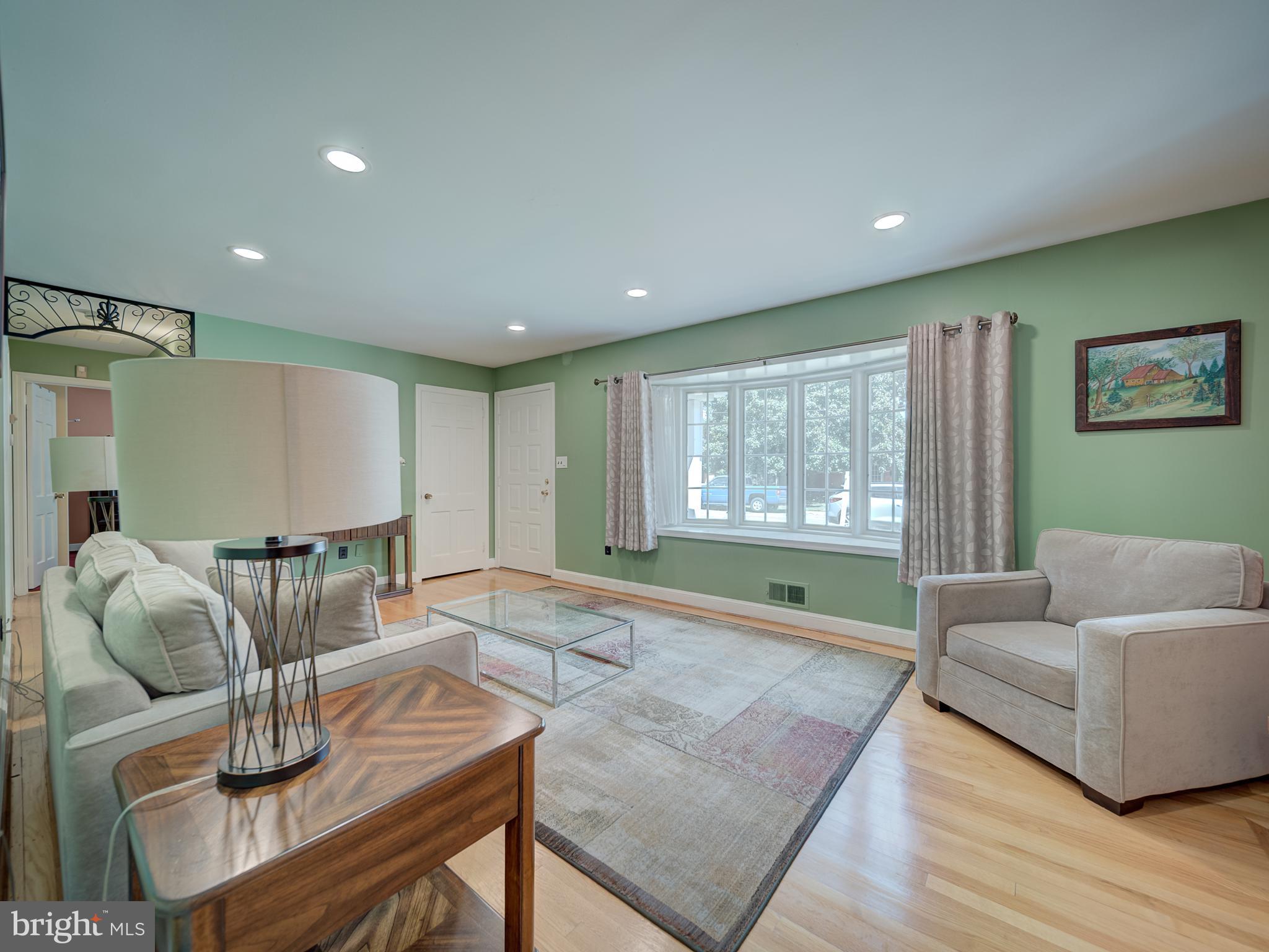 4307 SARASOTA PLACE