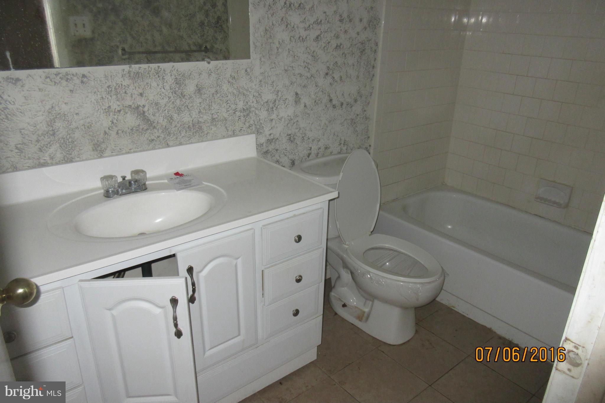 VILLAGE OF HICKORY RIDGE - Residential