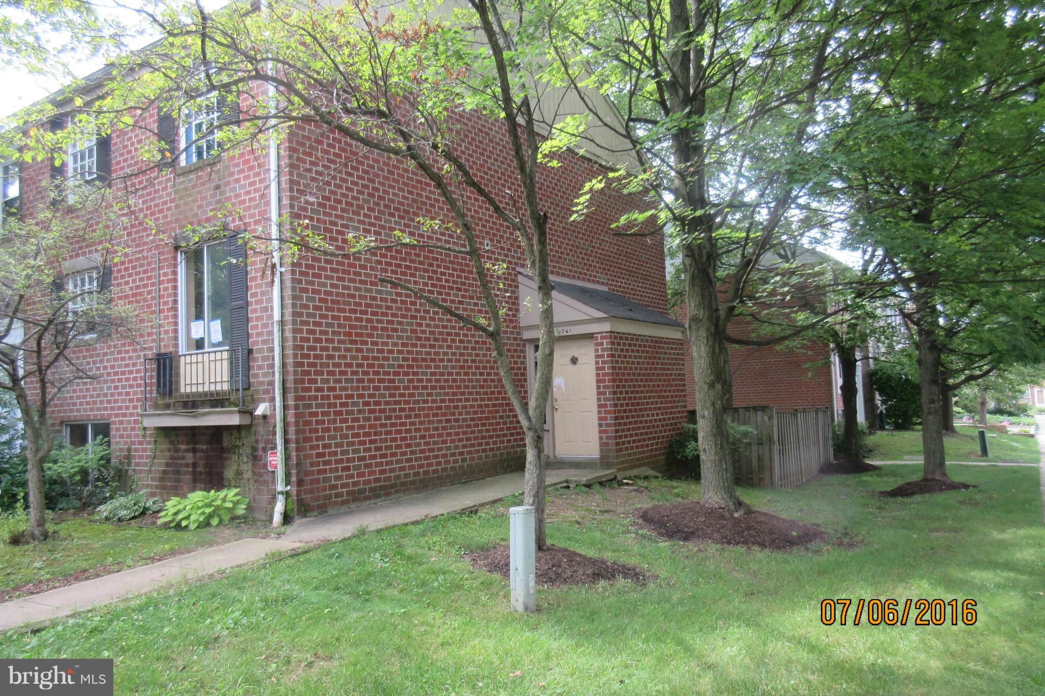 VILLAGE OF HICKORY RIDGE - Residential