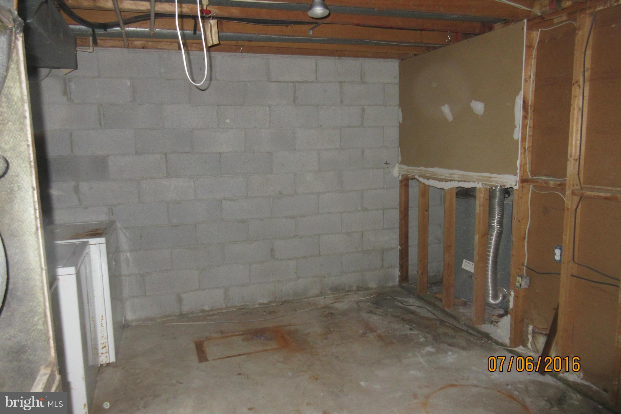 VILLAGE OF HICKORY RIDGE - Residential