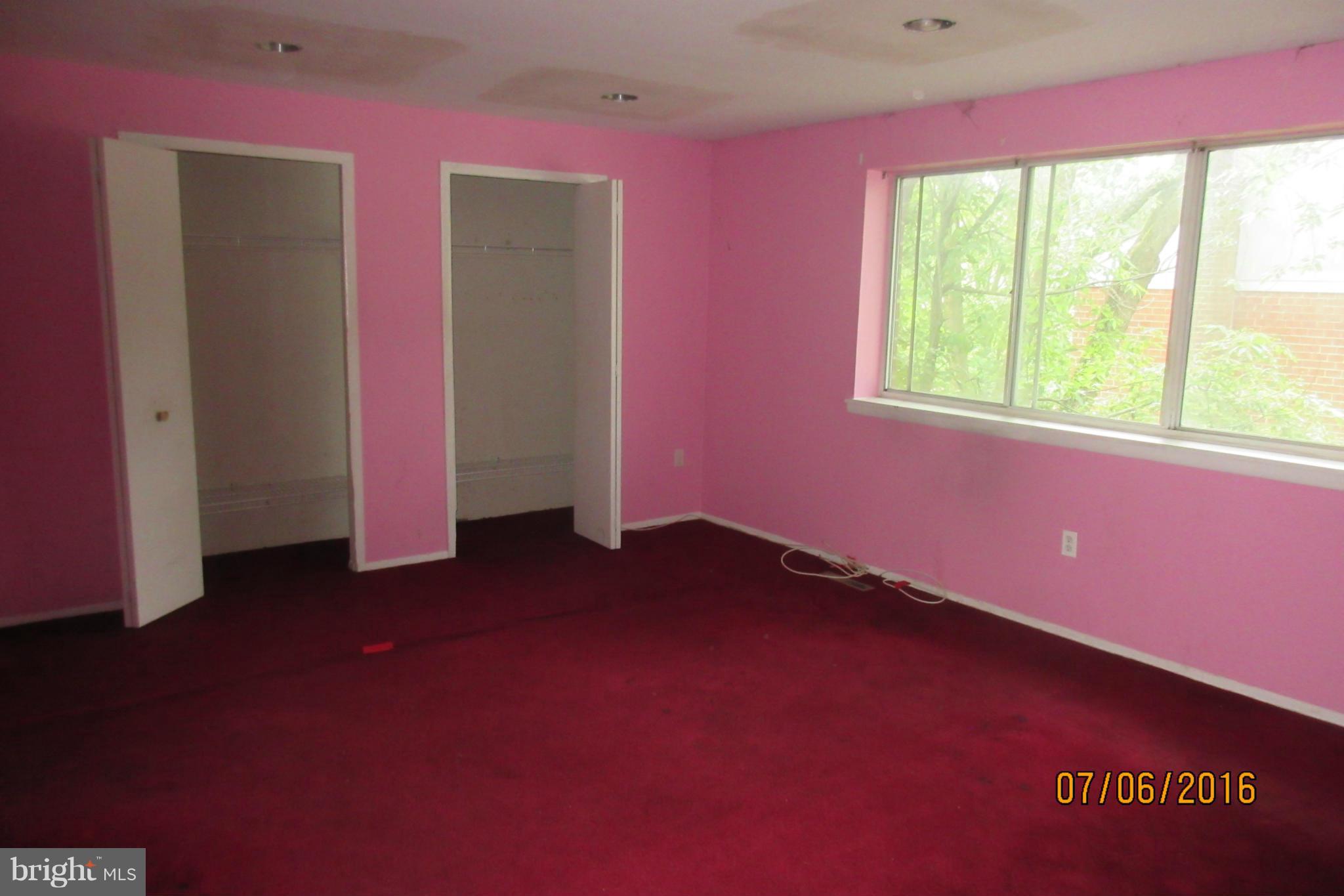 VILLAGE OF HICKORY RIDGE - Residential